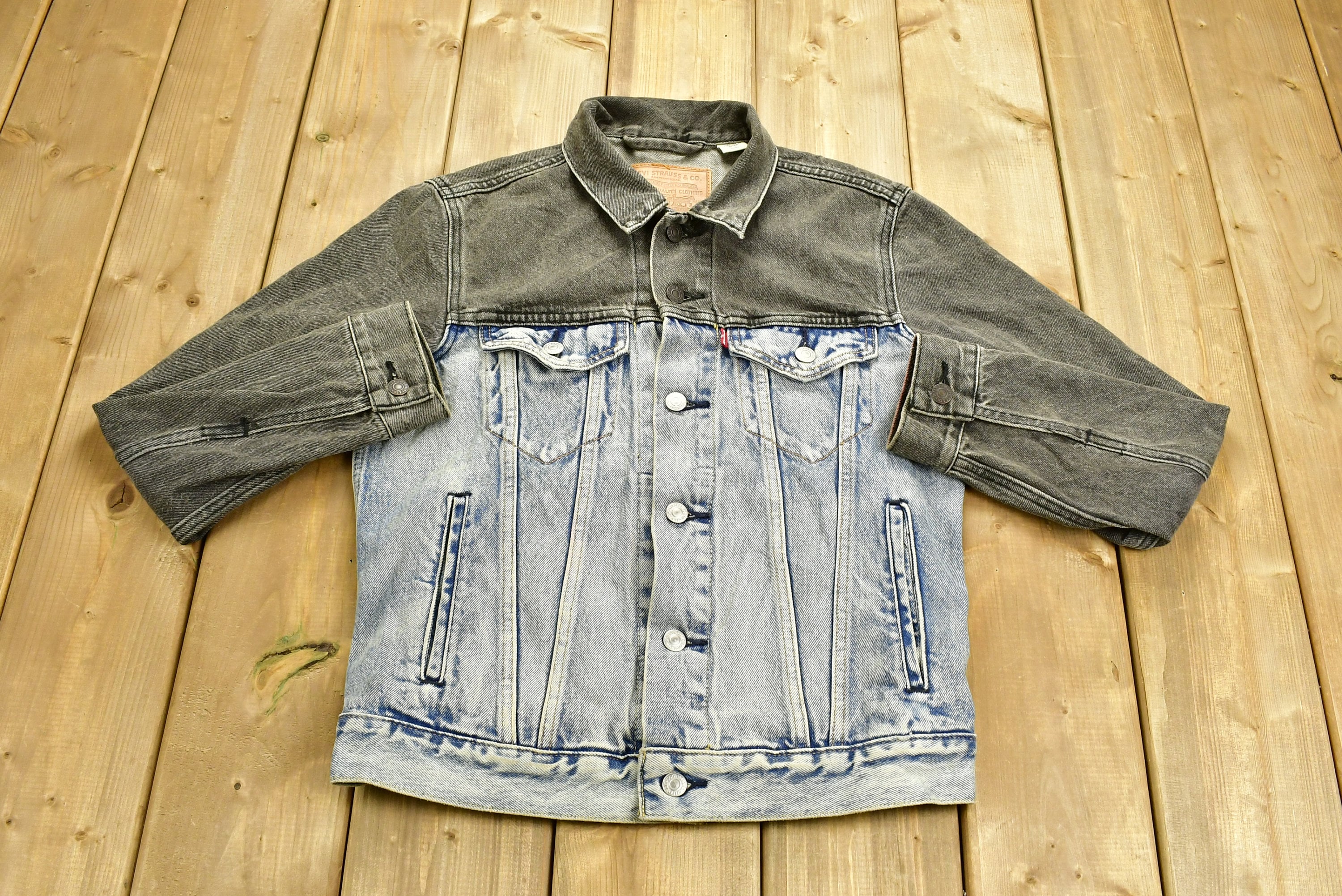 Vintage 1990s Levi's 2 Tone Patch Work Denim Jean Jacket