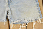 Vintage 1990s Levi's Cut Off Relaxed Fit Jean Shorts Women's 30