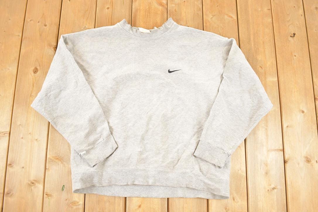 Vintage 1990s Nike Embroidered Mini Swoosh Sweatshirt Mens M