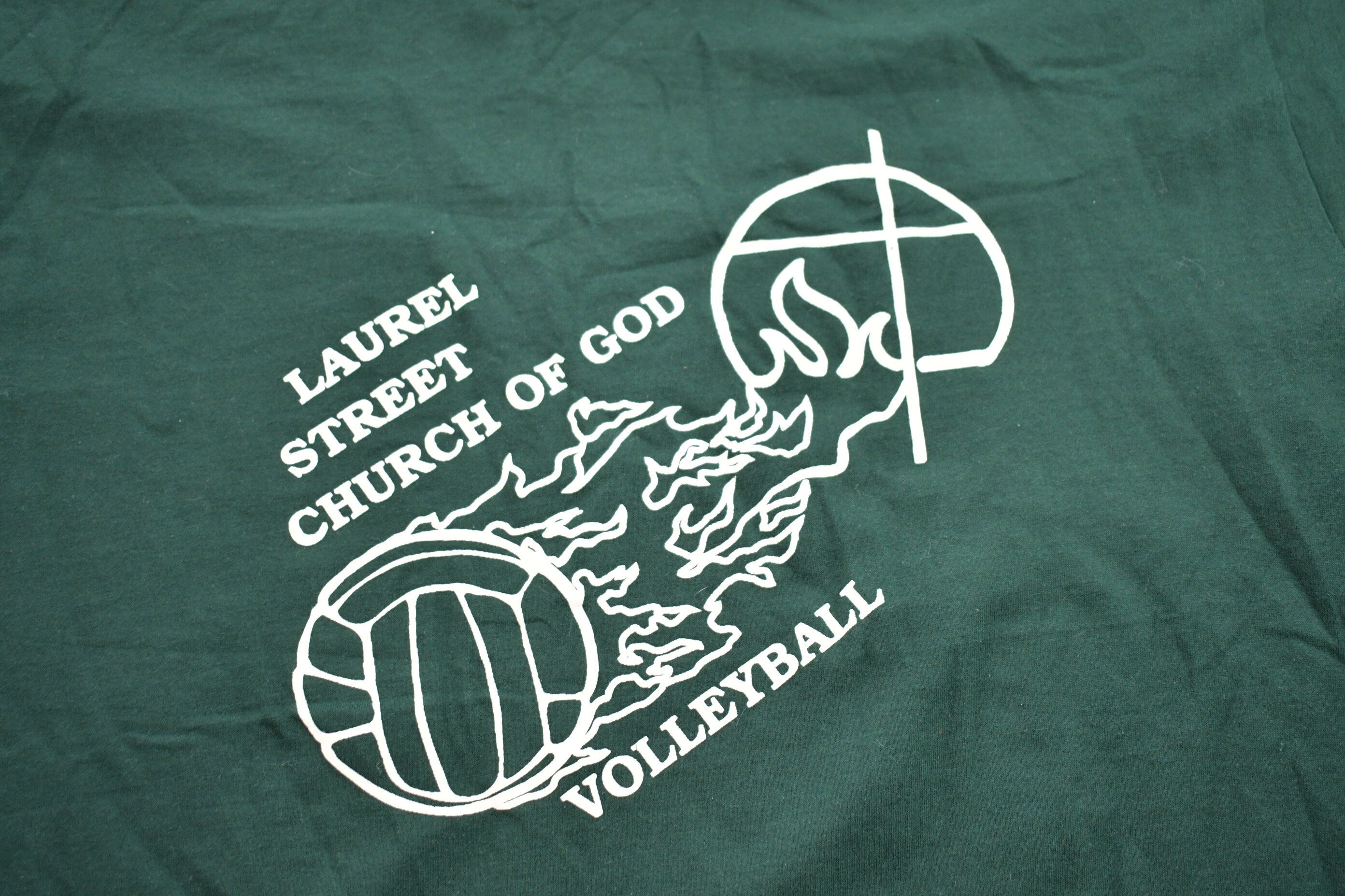 Vintage 1990s Laurel Street Church Of God Volleyball Graphic T-Shirt
