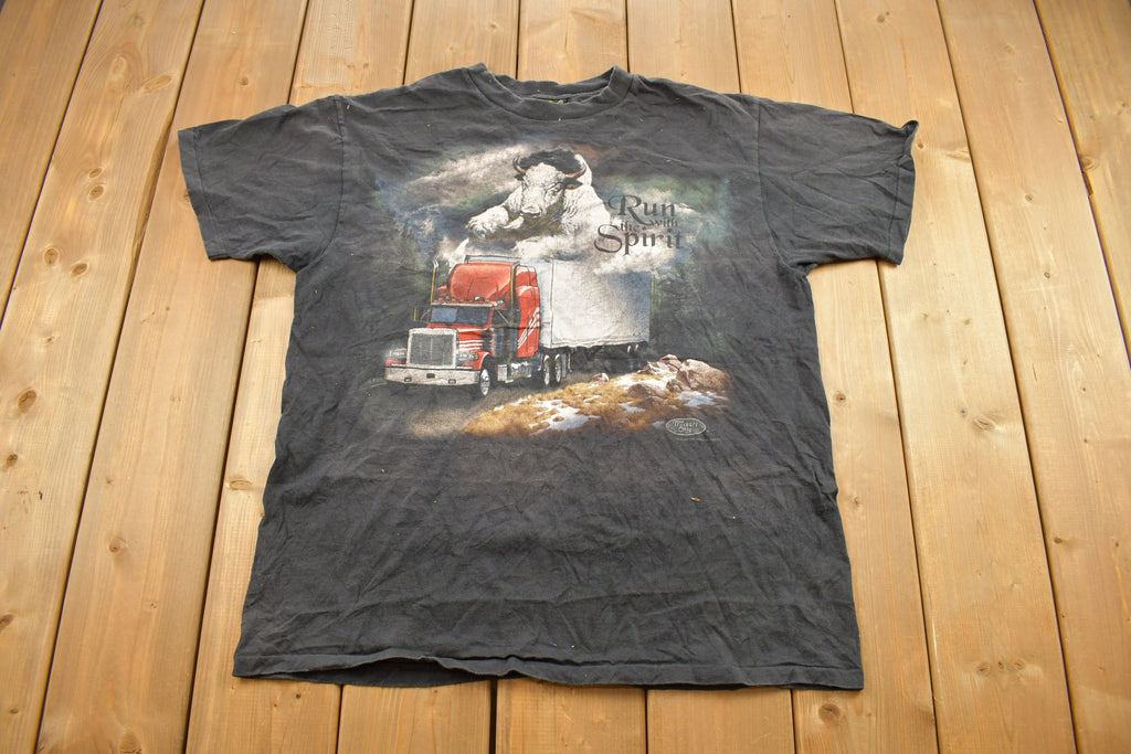 Vintage 1993 Hitchin' Post Truck Terminal 3D Emblem T-Shirt