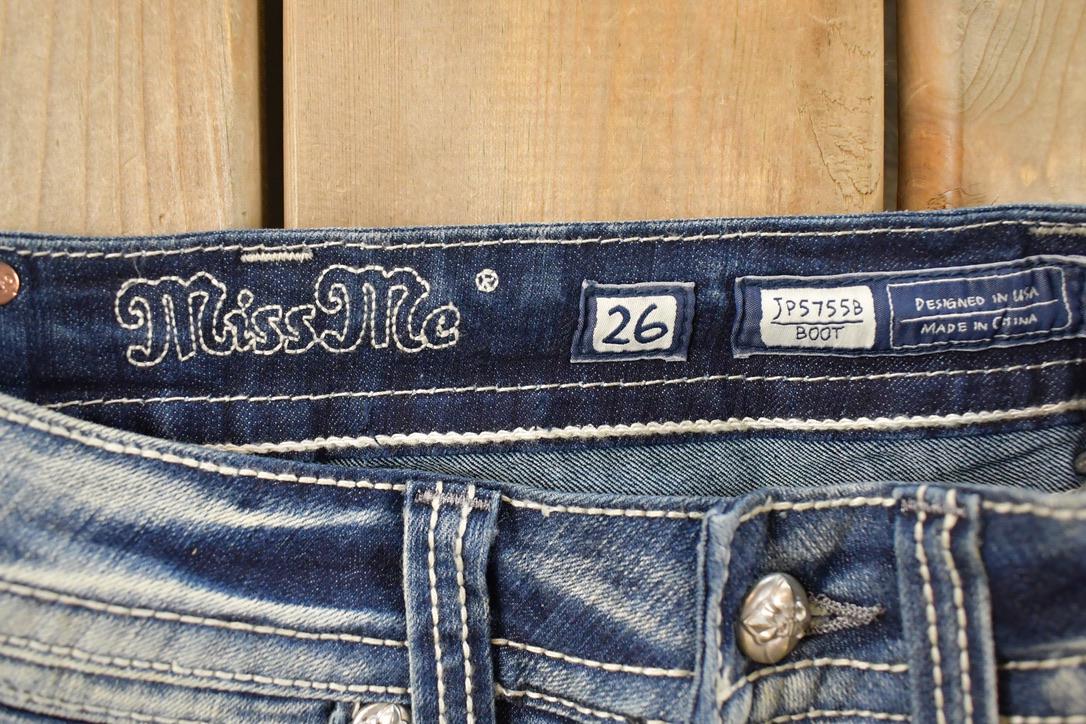 Vintage Deadstock Y2K Miss Me Bedazzled Low Rise Jeans Women's Size 26x31