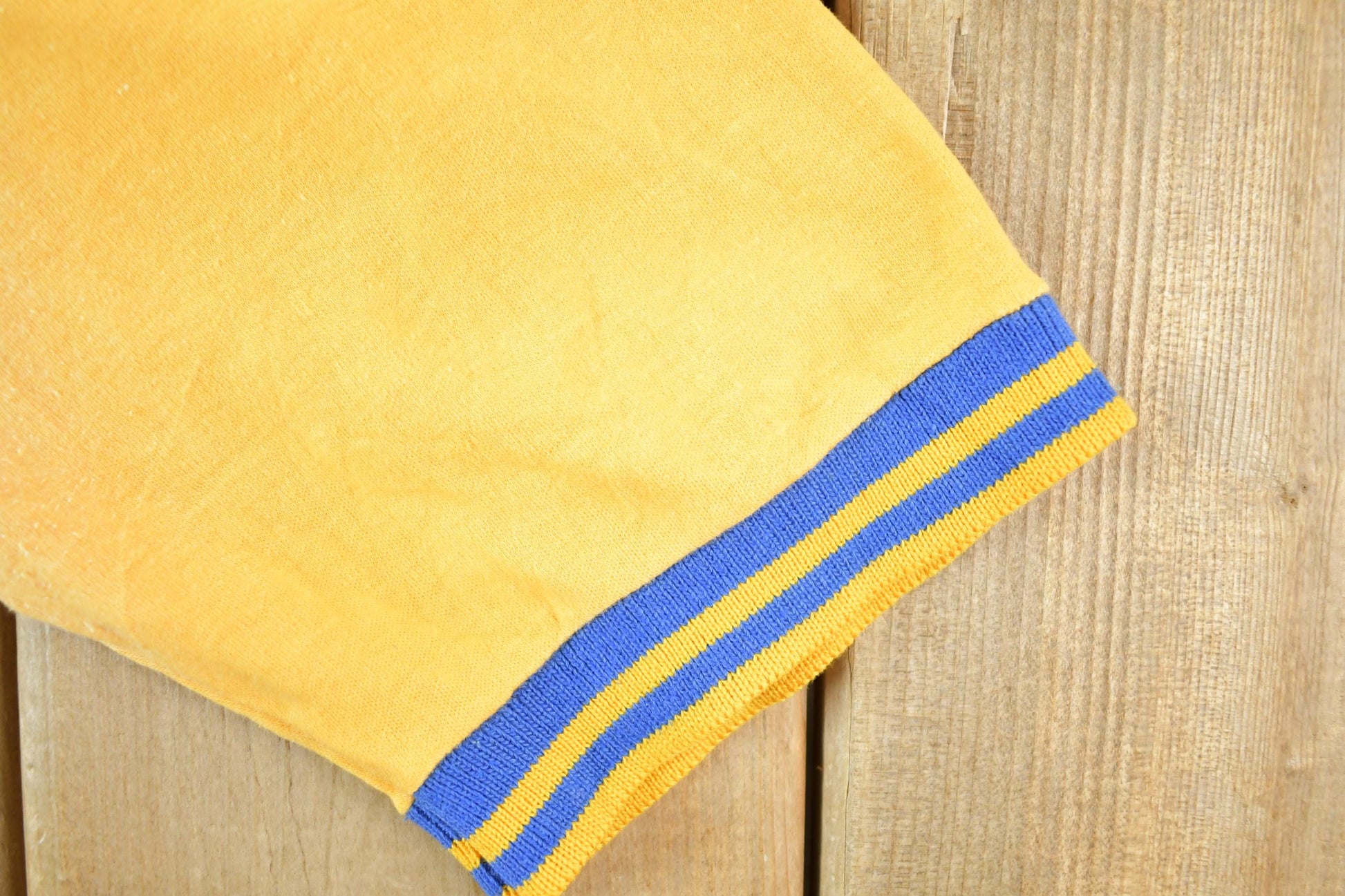 Vintage 1970s Royal Knight Button Up Polo Shirt Men's X Small