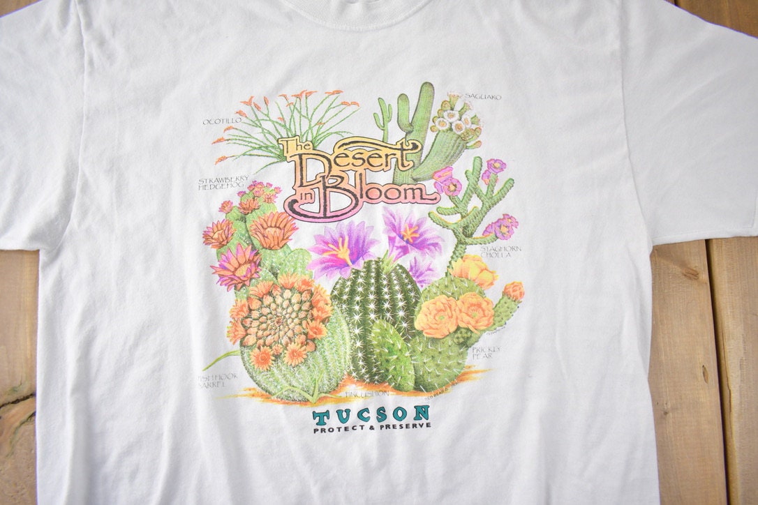 Vintage 1990s The Desert Bloom Tucson Souvenir Single Stitch T Shirt Made In USA Size L