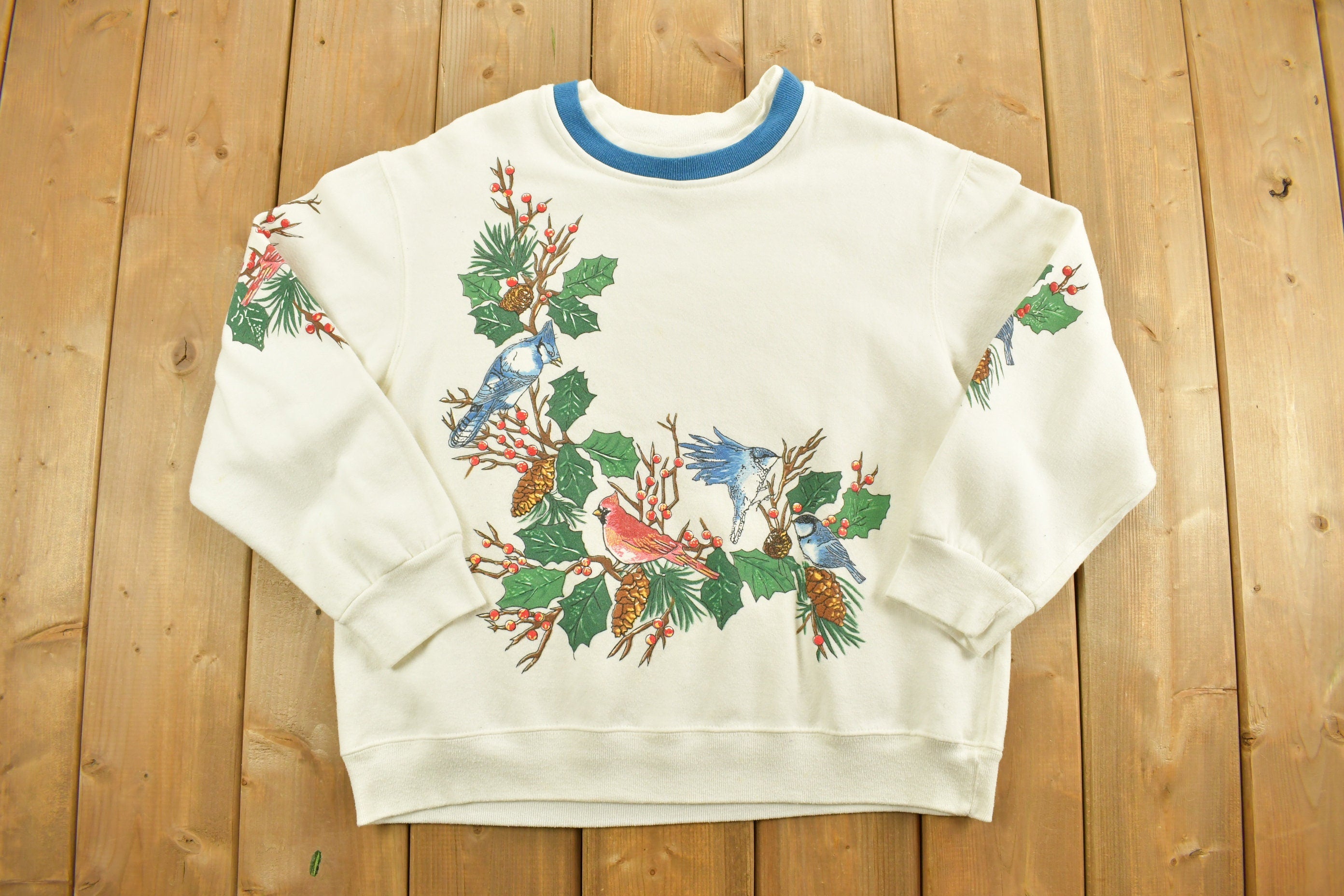 Vintage 1990s Bird Theme Graphic Cute Crewneck