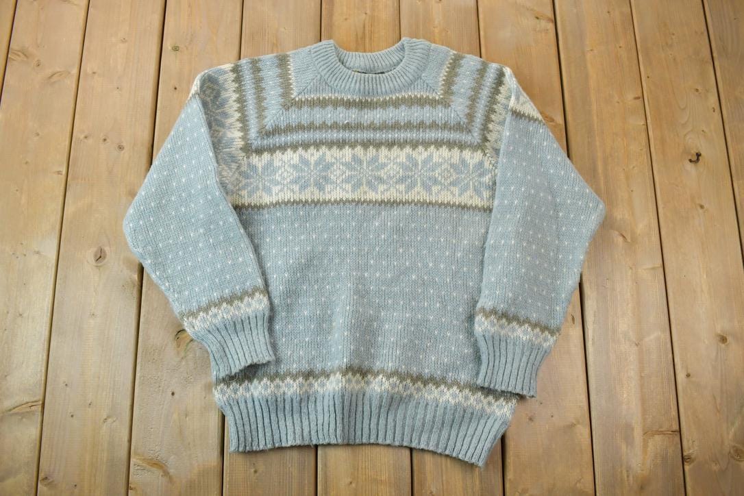 Vintage 1990s Norway Snowflakes Knit Crewneck Sweater