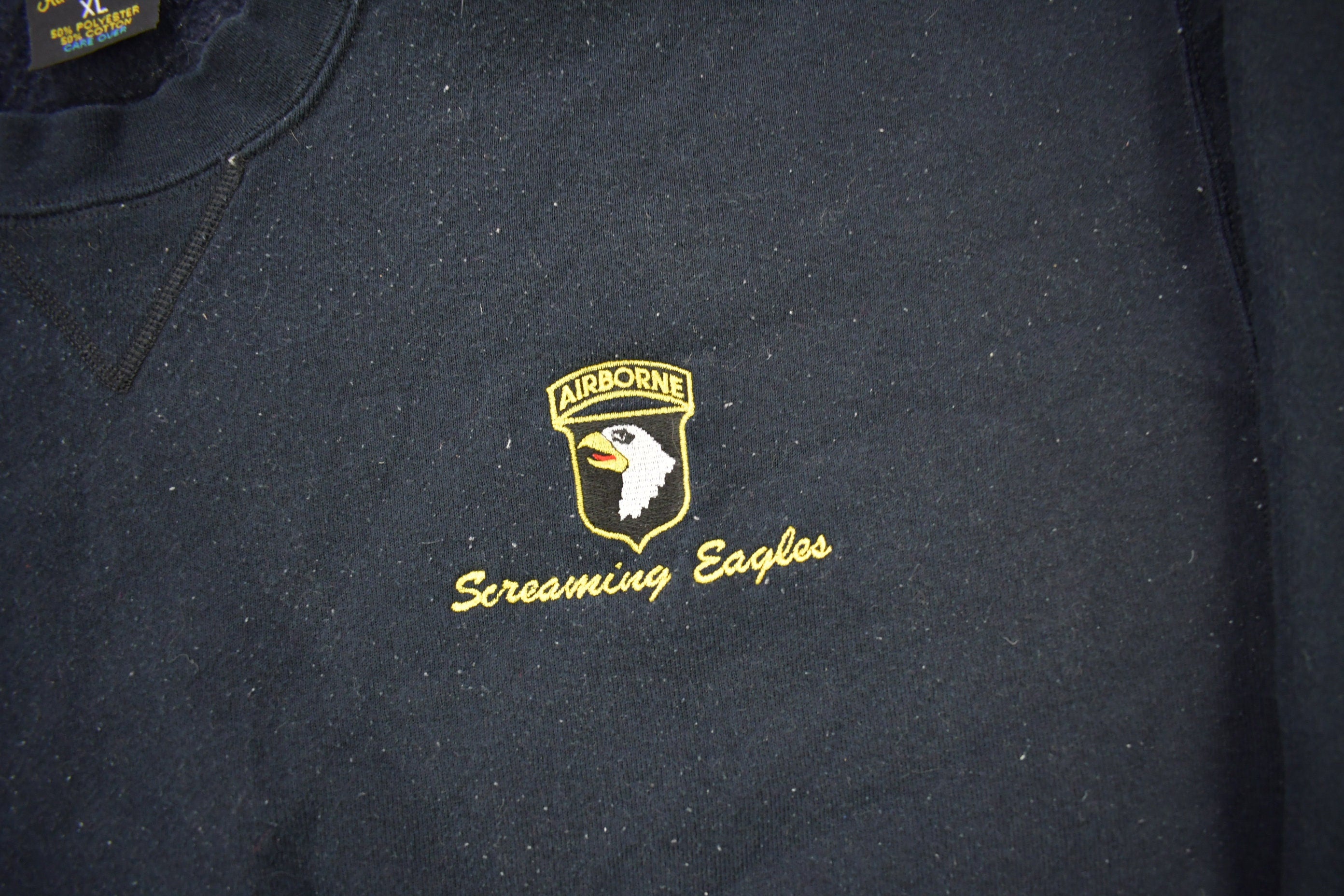 Vintage 1990s Airborne Screaming Eagles Embroidered Crewneck Sweatshirt