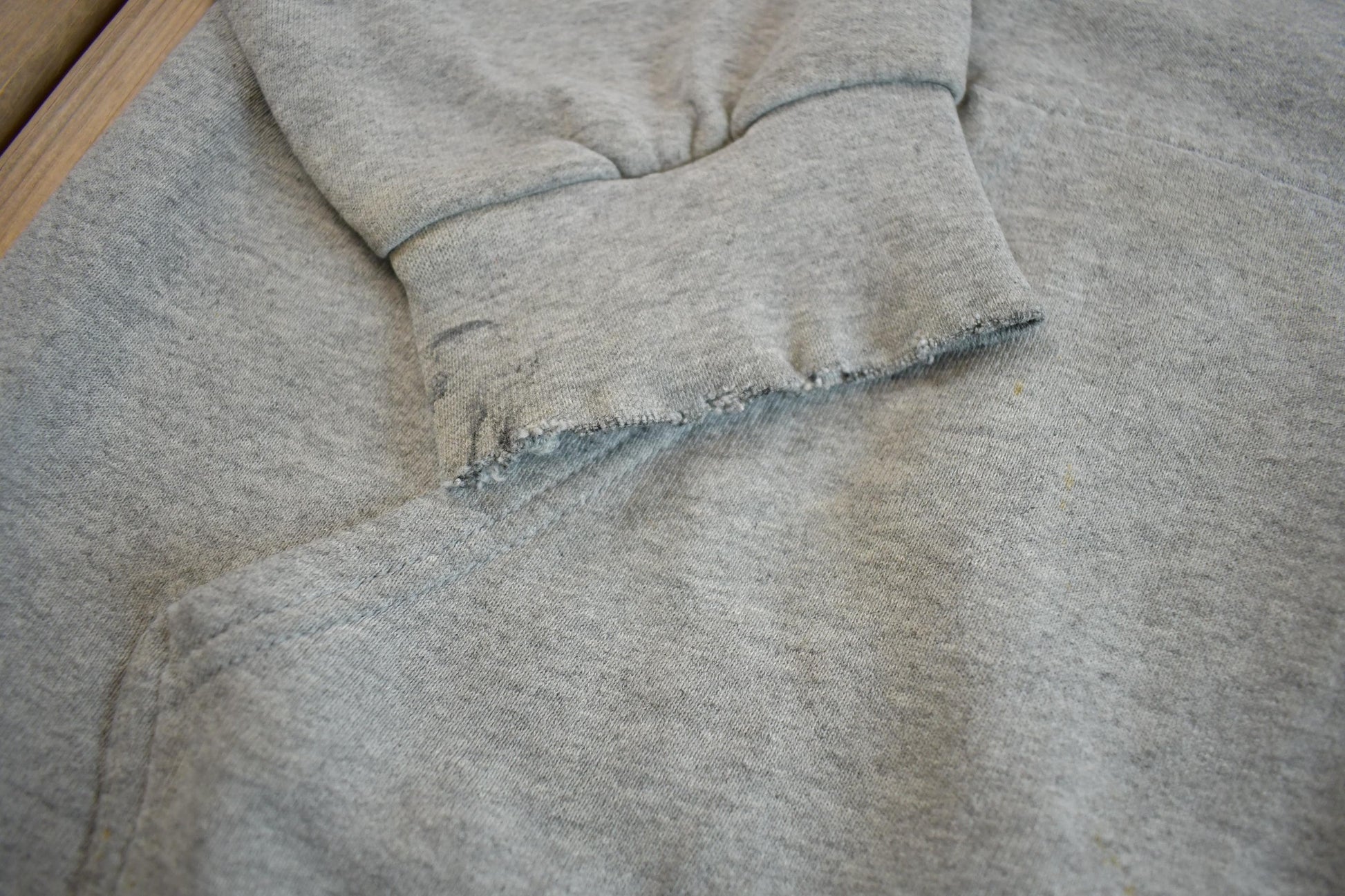 Vintage Y2K Nike Embroidered Mini Middle Swoosh Hoodie