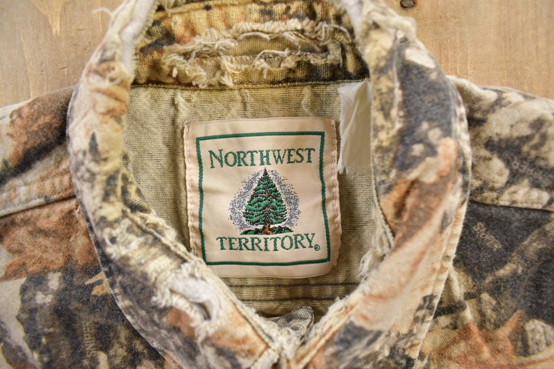Vintage 1990s Northwest Territory Forest Camo Button Up