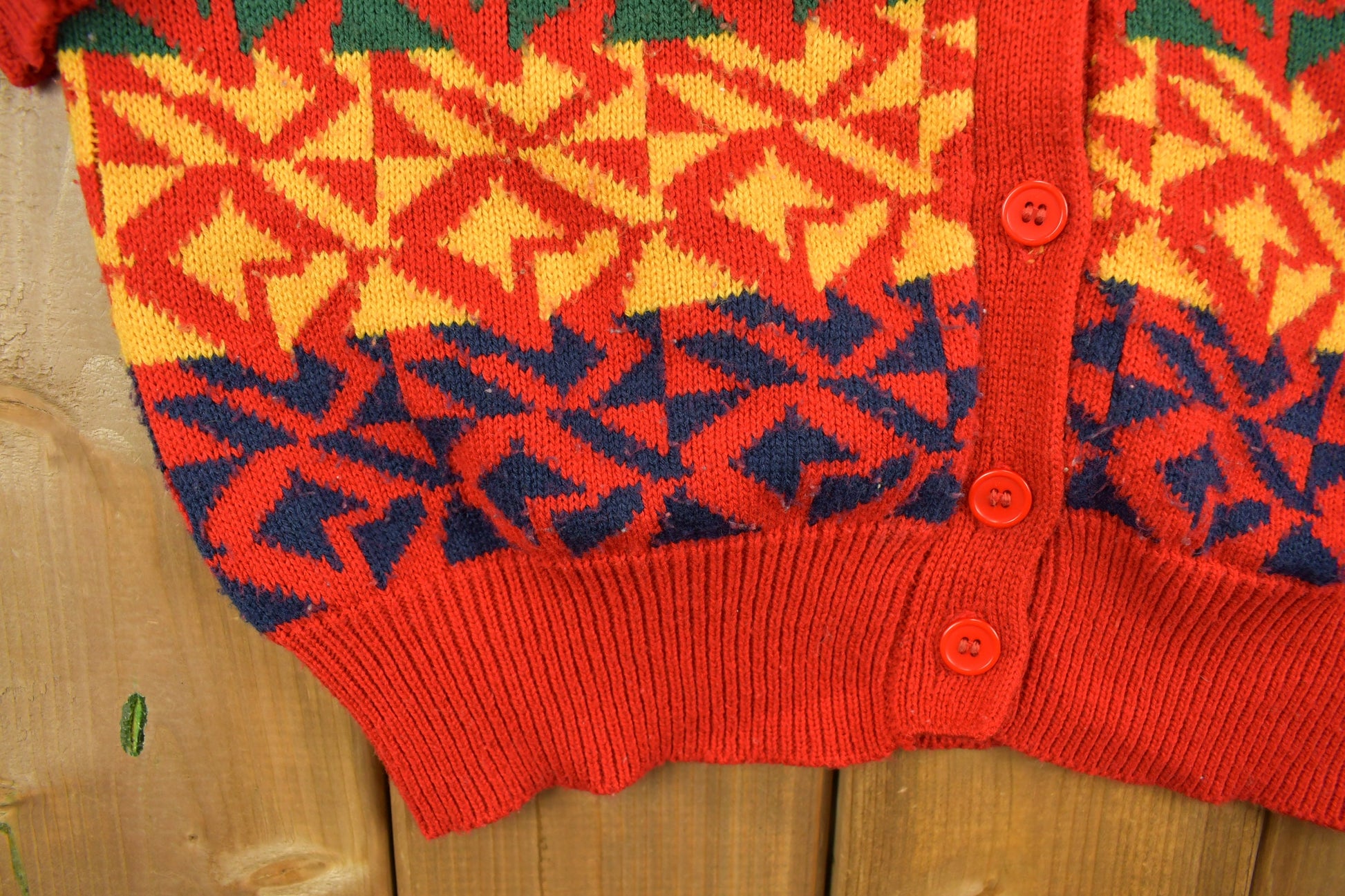 Vintage 1990s Abstract Vibrant Knitted Cardigan Button Up Sweater / Outdoors / Sport Sweater / V Neck / Classic / Button Up