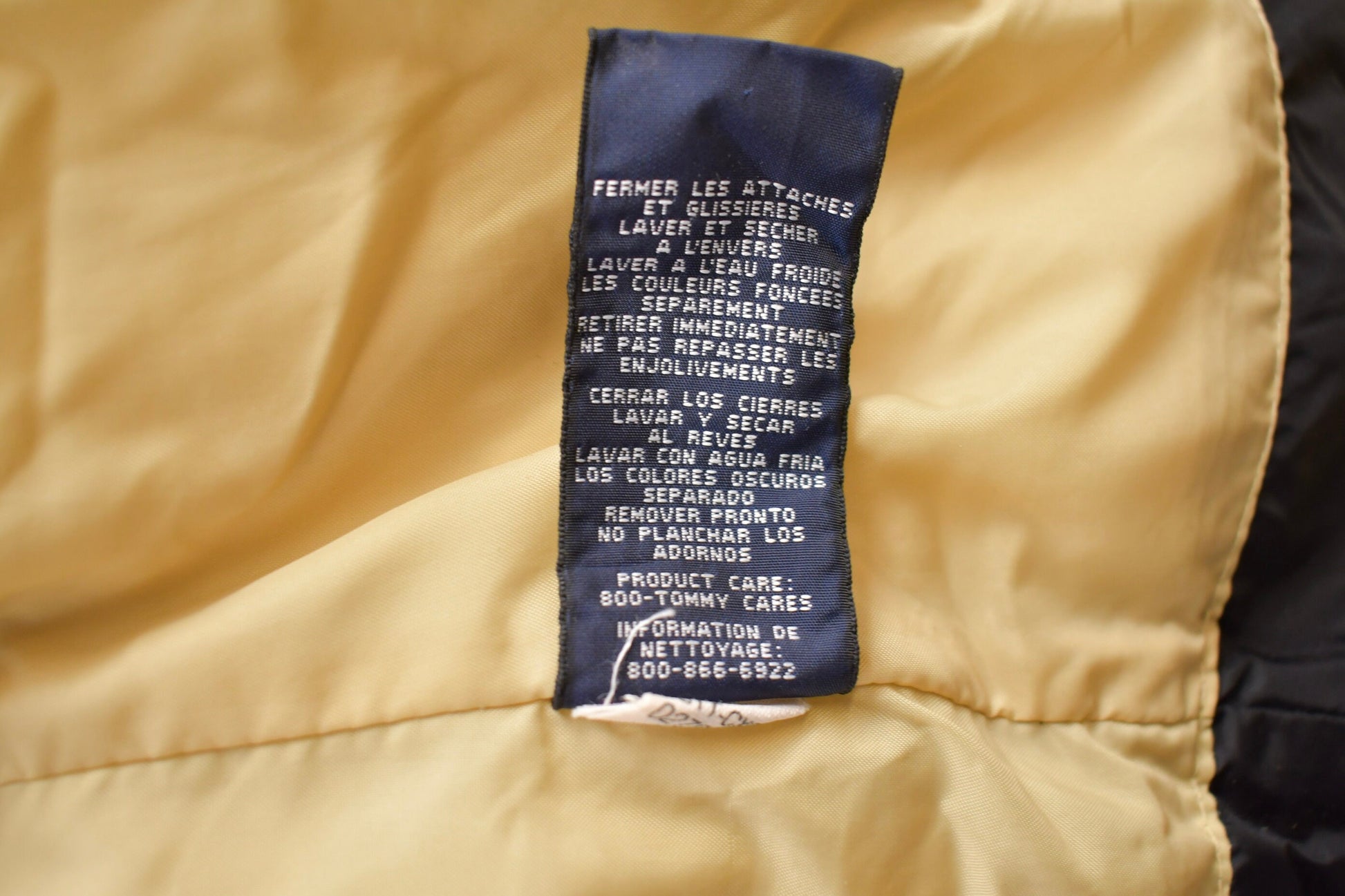 Vintage 1990's Tommy Hilfiger Tommy Jeans Puffer Jacket