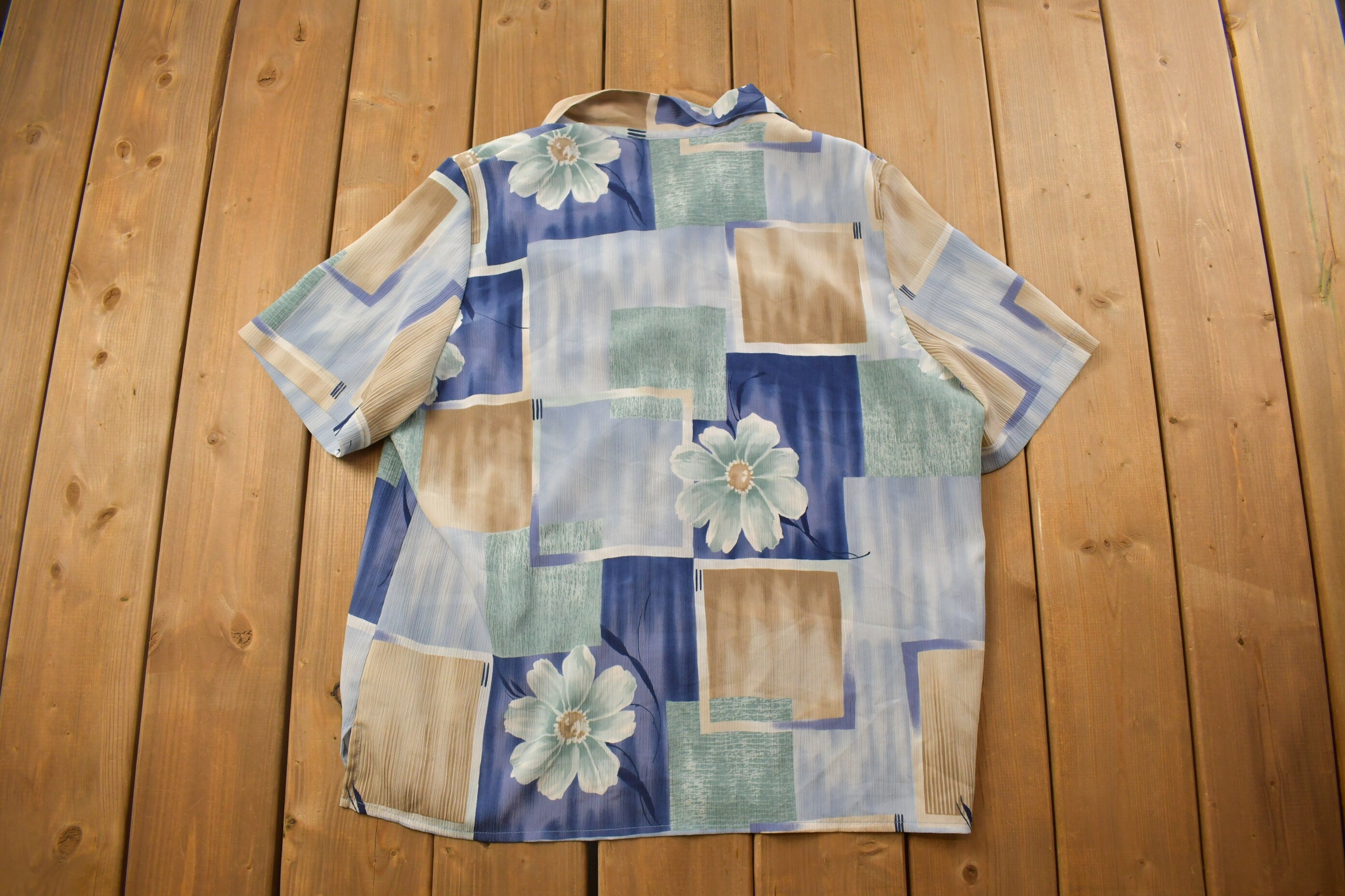 Vintage 1990s Alia Floral Button Up Shirt