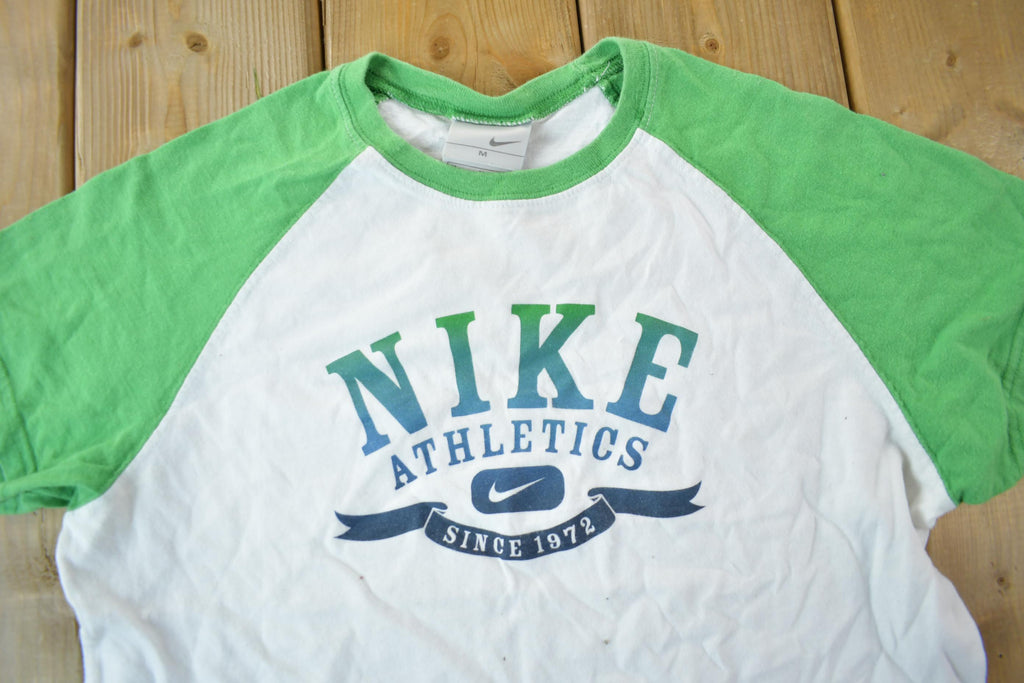 Vintage Y2K Nike Athletics Women's T Shirt
