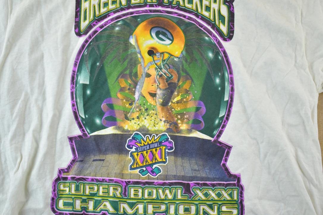 Vintage 1997 Starter Green Bay Packers Super Bowl xxxi Champions NFL Graphic T-Shirt