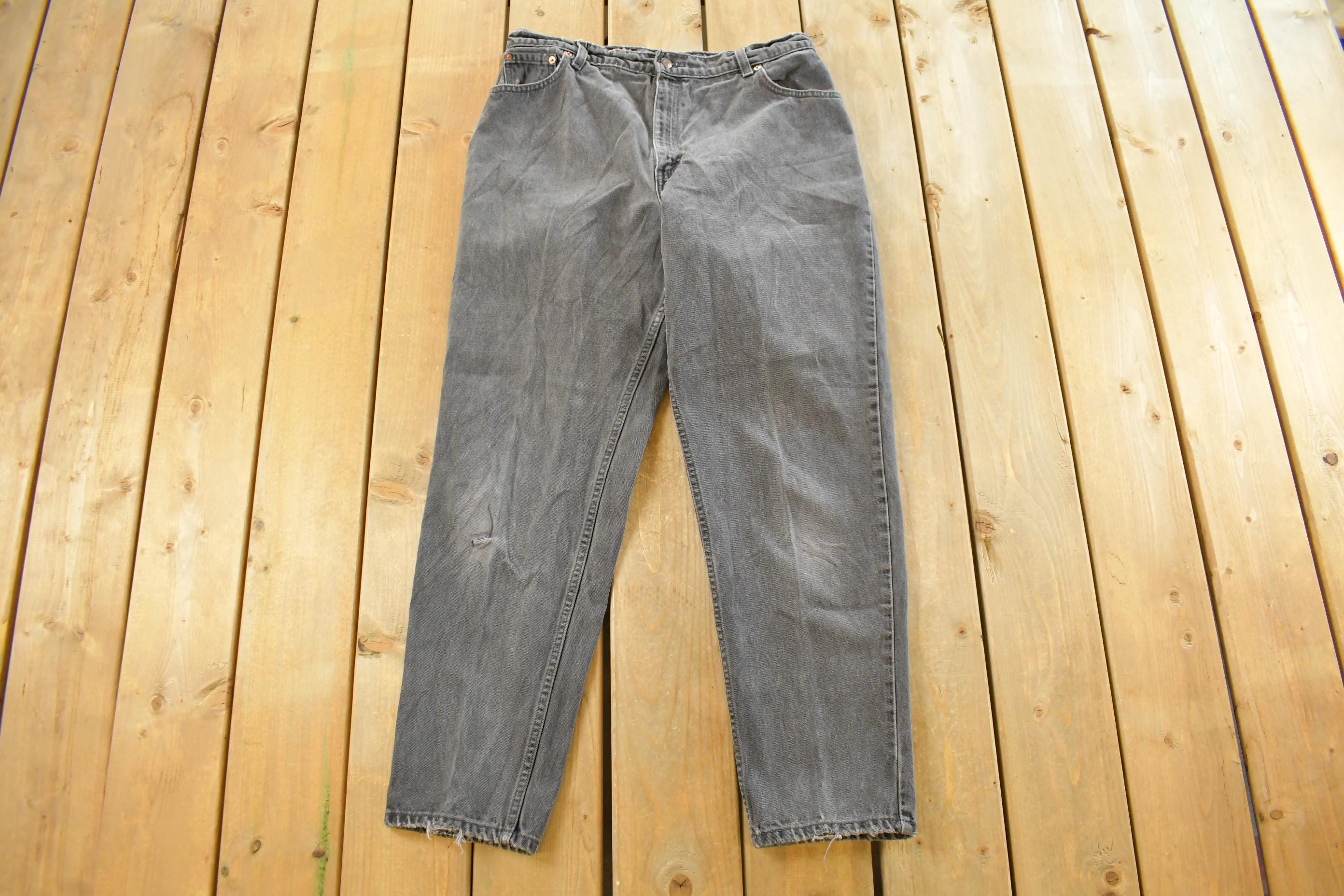 Vintage 1990s Levi's 550 Relaxed Tapered Denim Jeans Men's 34 x 30