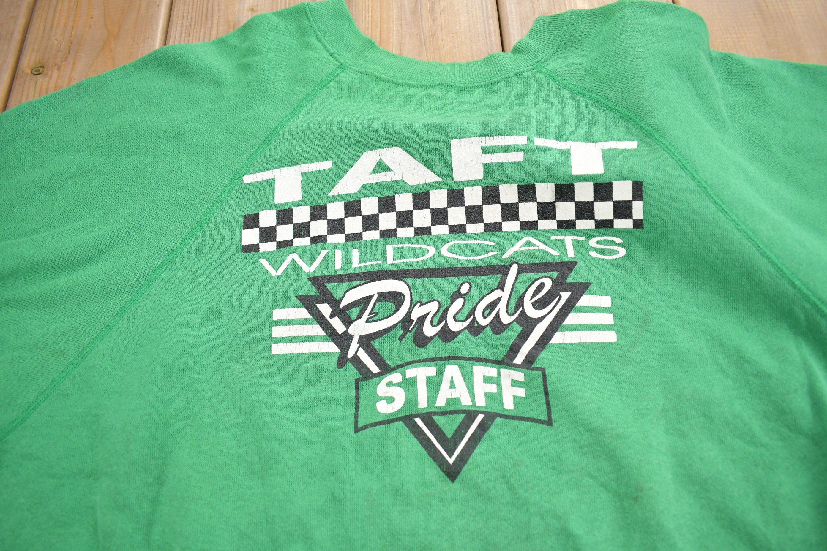 Vintage 1980s Taft Wildcats Pride Staff Raglan Crewneck Sweatshirt