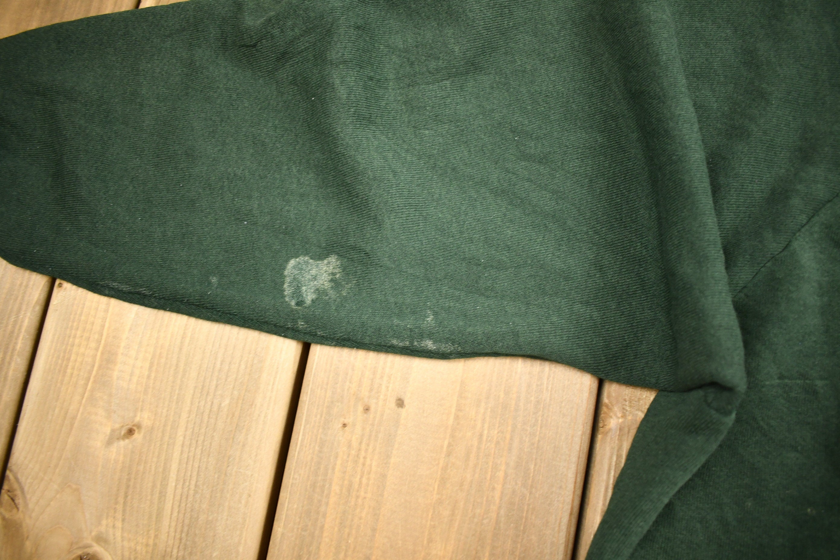 Vintage 1980s Fruit Of The Loom Blank Green Raglan Crewneck Sweatshirt