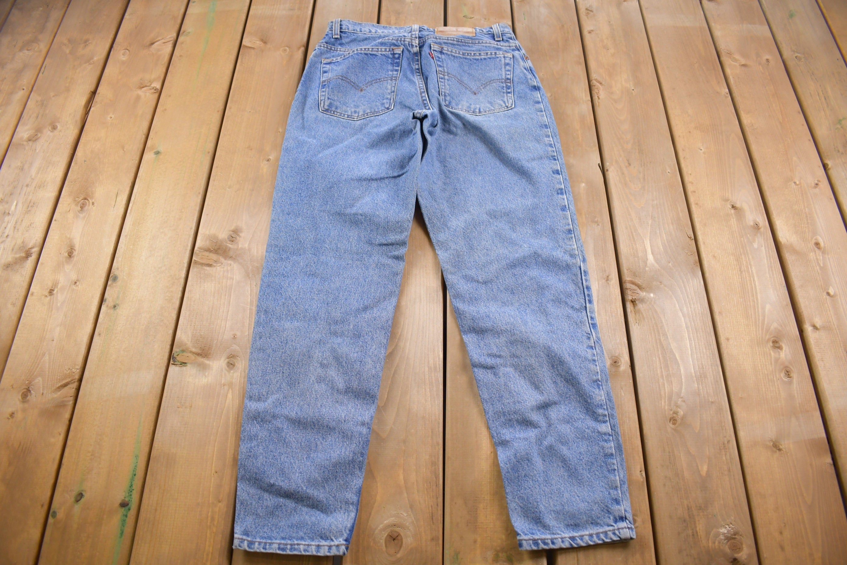 Vintage 1990s Levi's 550 Red Tab Jeans Size 30 x 29