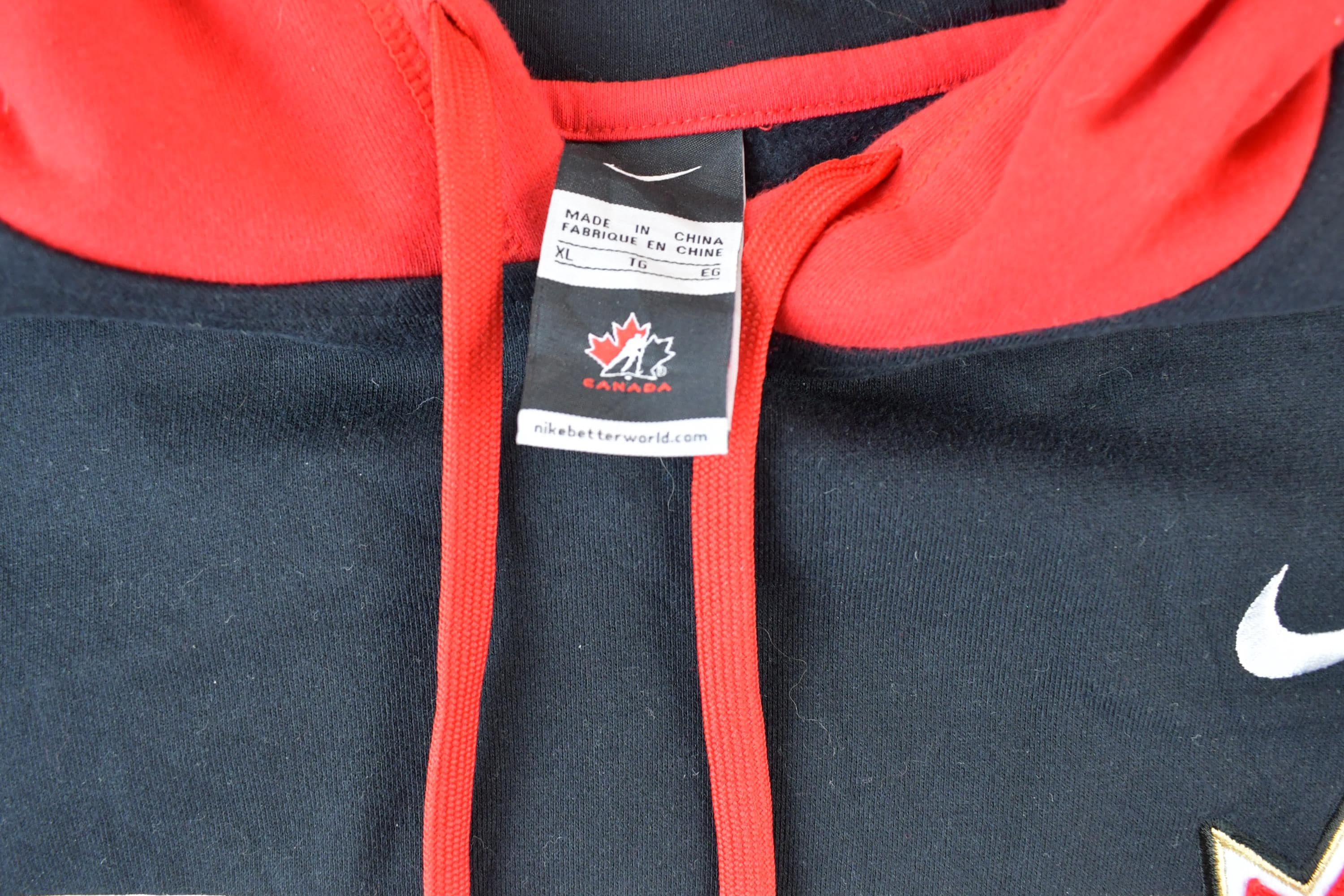 Vintage 1990s Nike Hockey Canada NHL Hockey Hoodie Sweatshirt