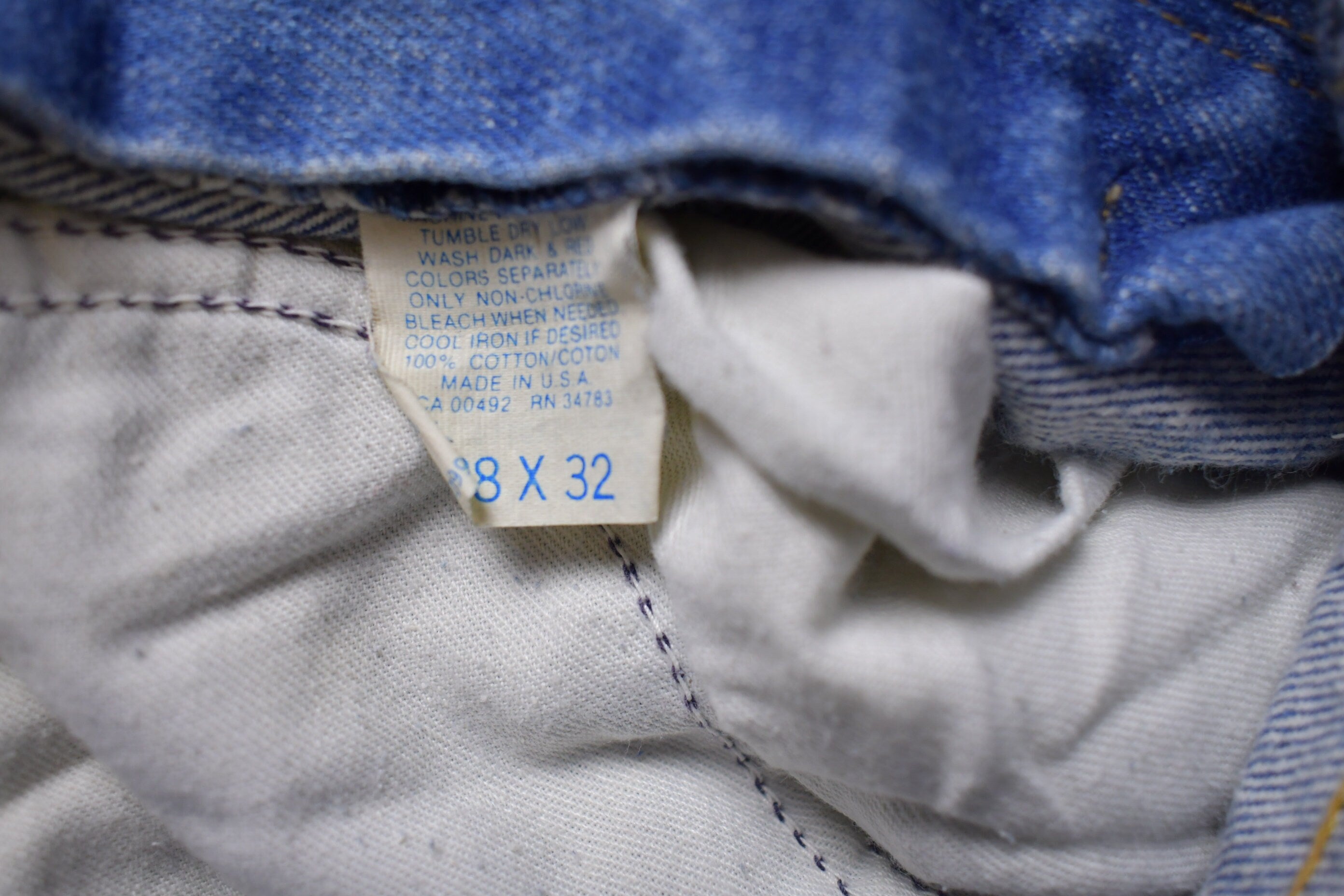 Vintage 1990's Lee Light Wash Denim Jeans 27 x 26 / Made in USA / Streetwear Fashion / Basic Blue Jeans / Vintage Pants
