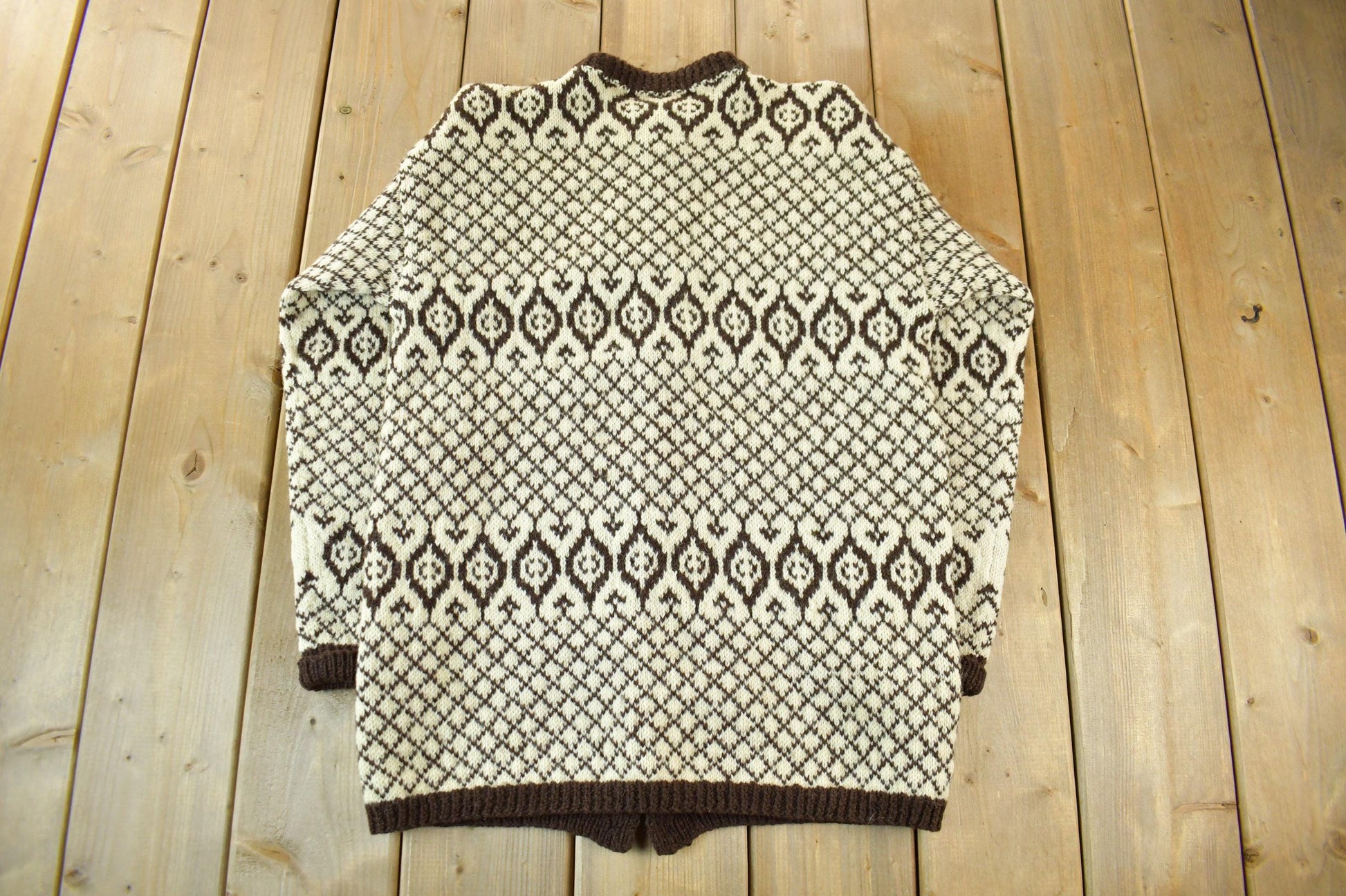 Vintage 1960s 1970s Scandinavian Wool Knit Clasped Cardigan Sweater Adult M-L