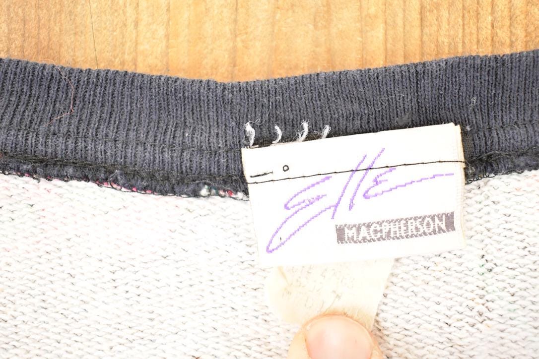 Vintage 1990s Elle Macpherson AOP Abstract Print Crewneck Sweatshirt Women's L / Made In USA / 90's Destination Sweater