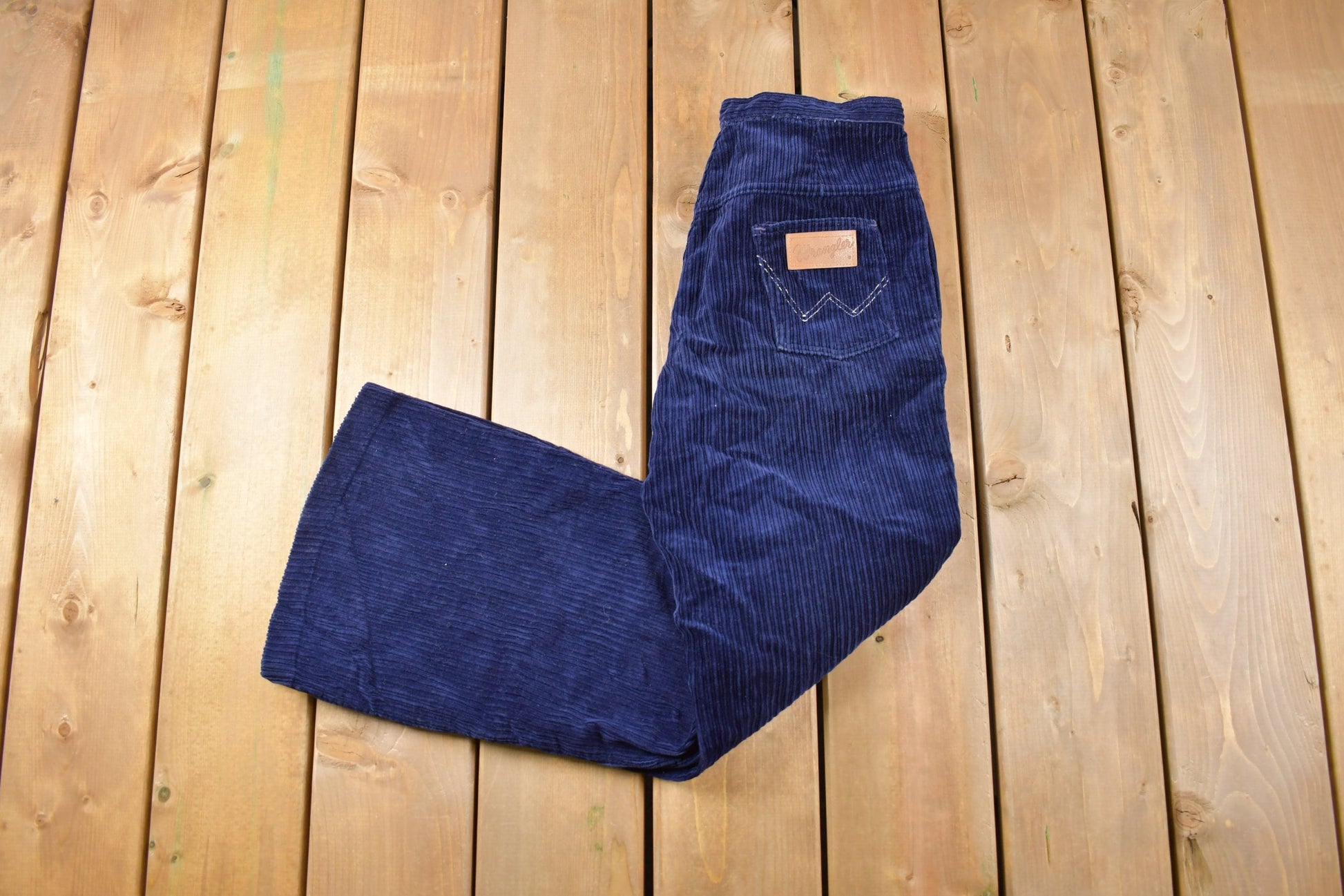Vintage 1970s Wrangler Navy Corduroy Bell Bottom Pants Size 29 x 27