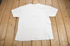 Vintage 1990s "When Life Gives You Scraps Make A Quilt" Graphic T Shirt