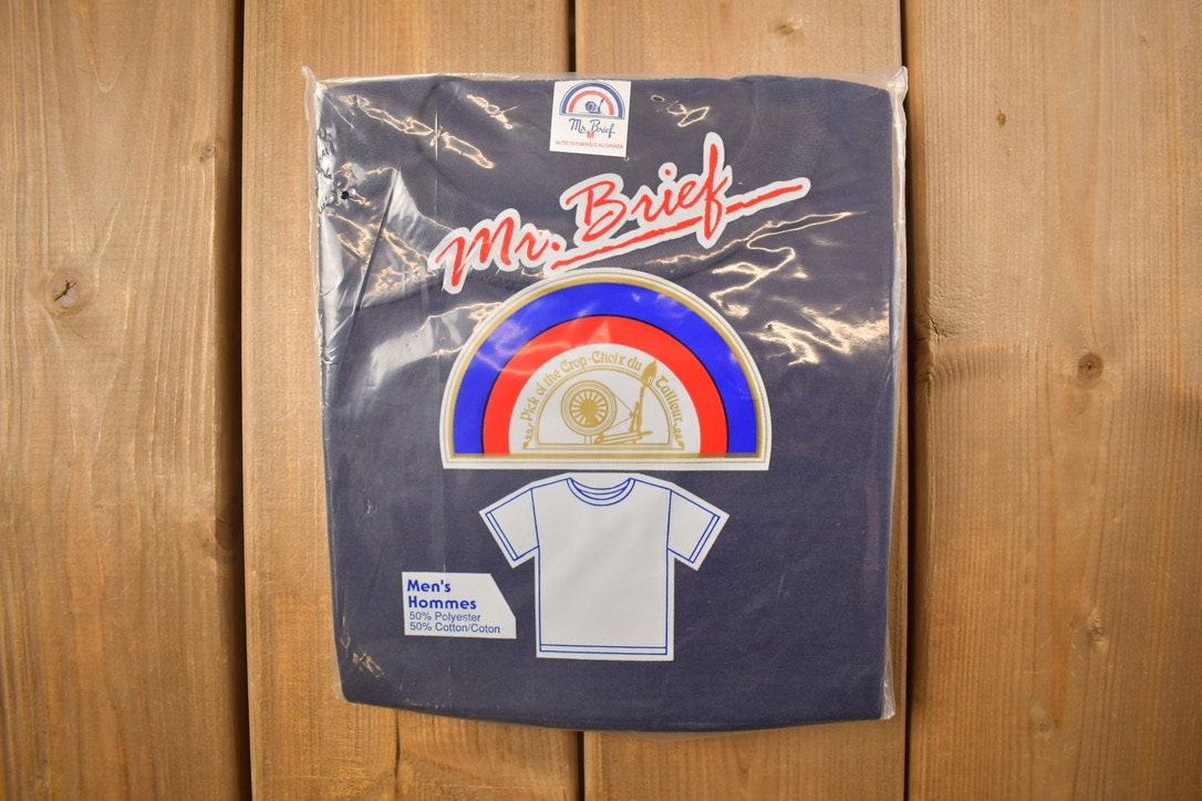 Vintage 1970s Deadstock Mr. Brief Blank Navy T Shirt / Vintage T Shirt / Made In Canada / 70s / Vintage Blanks / True Vintage / Deadstock