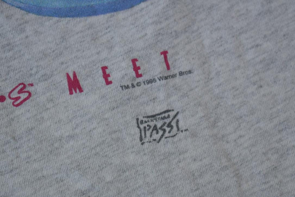 Vintage 1995 Central Perk Friends TV Promo Graphic T-Shirt