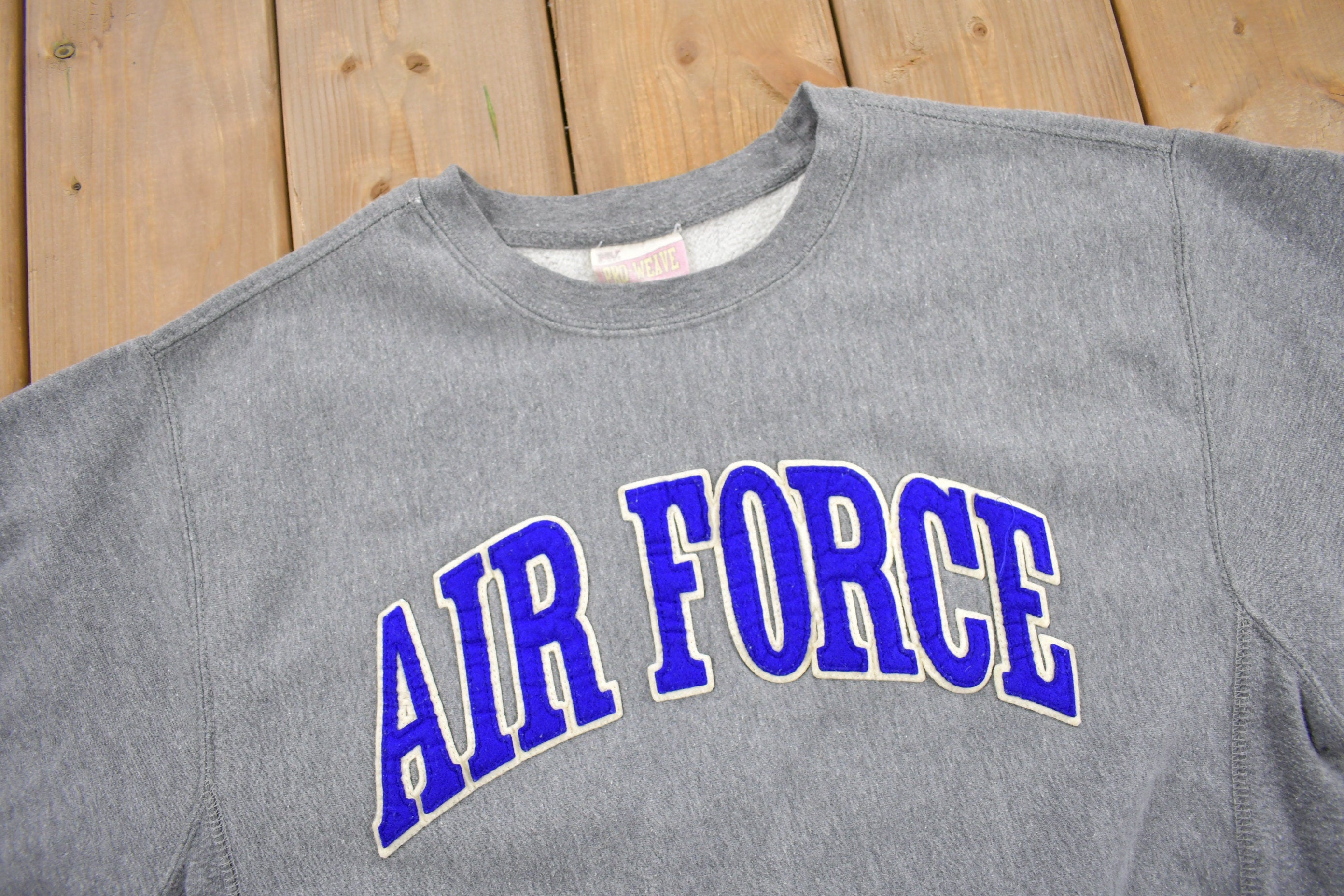 Vintage 1990s United States Airforce Crewneck Sweatshirt  90s Crewneck  Souvenir  Militaria  Embroidered  Vintage Air Force