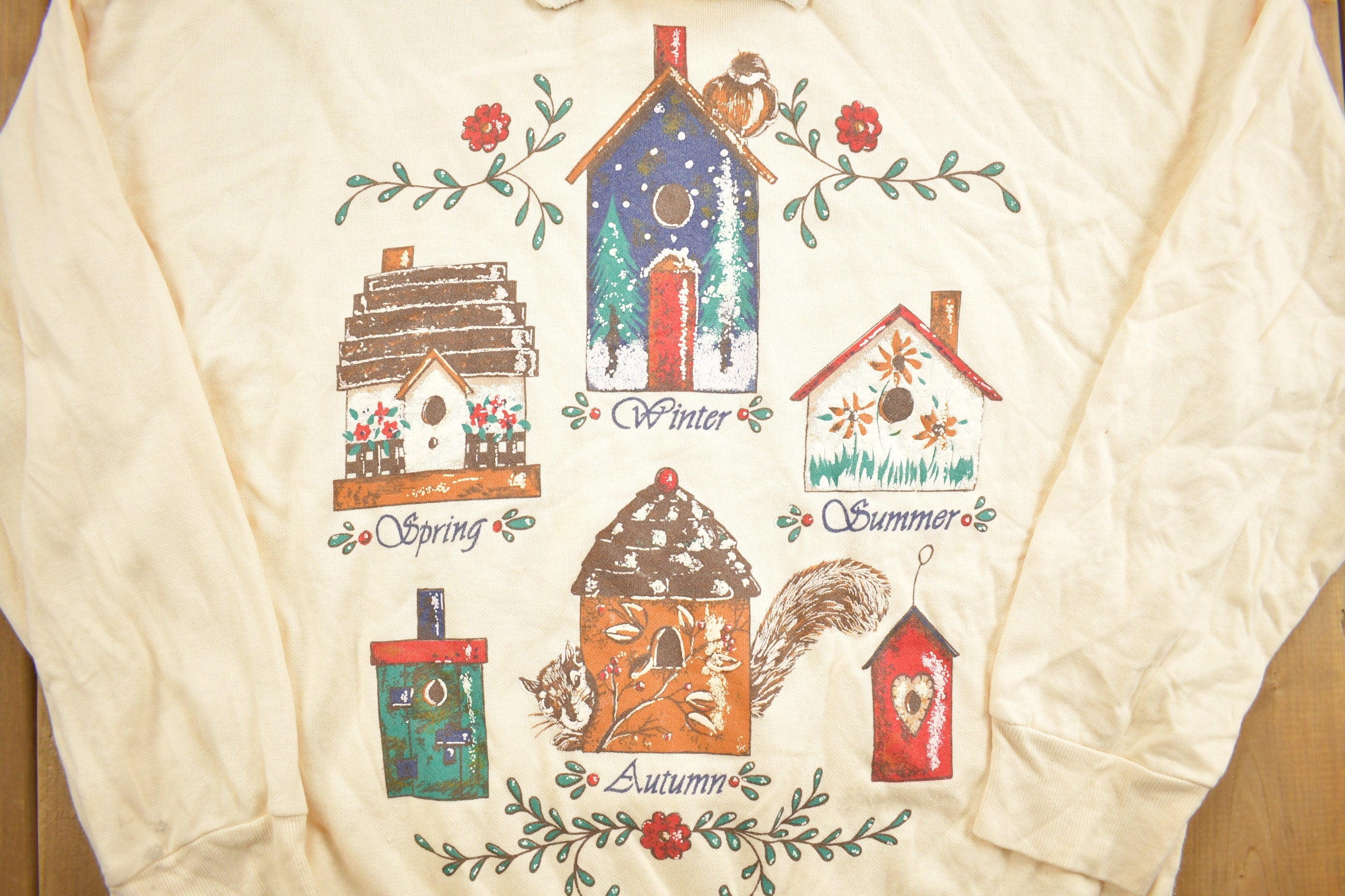 Vintage 1990s Birdhouse Themed Crewneck Sweatshirt