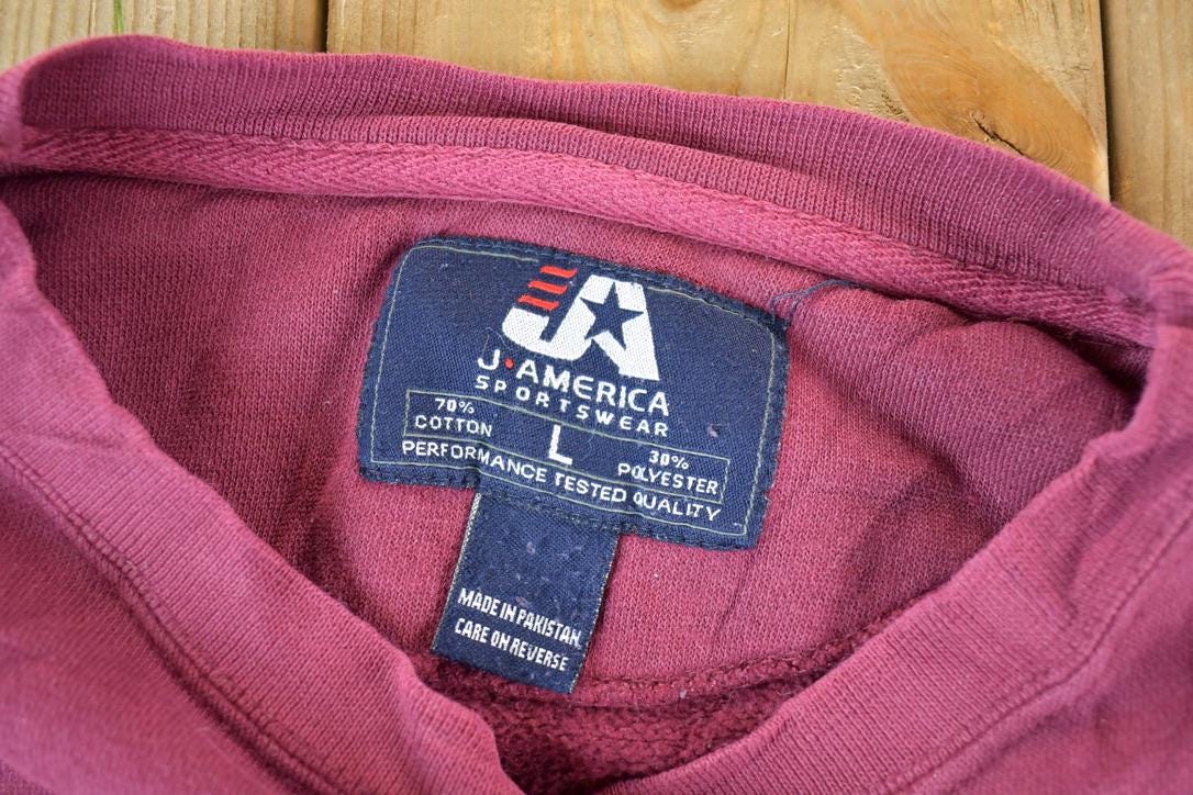 Vintage 1990s Minnesota Embroidered Souvenir Crewneck Sweatshirt Made In USA