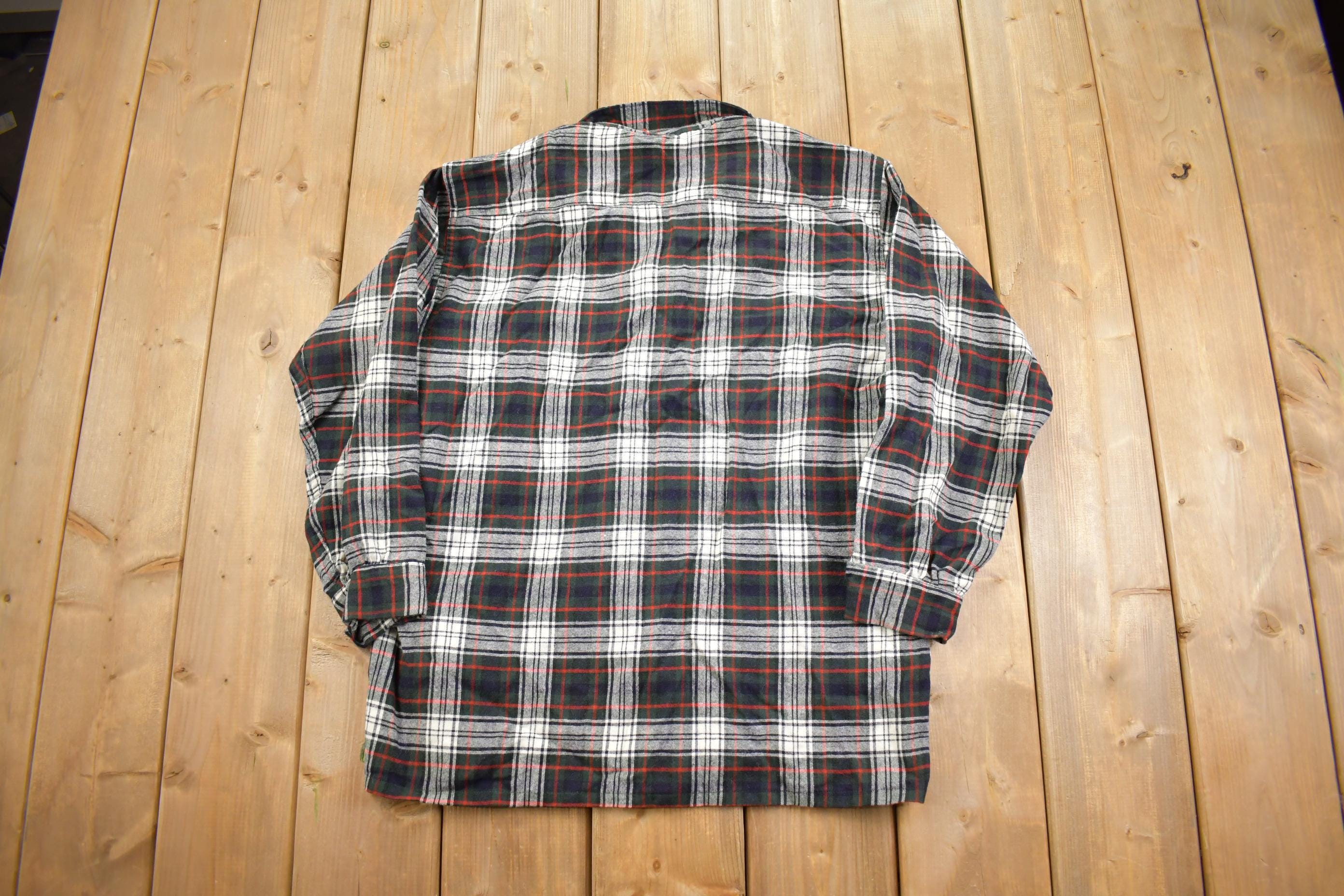 Vintage 1990s Plaid Flannel Button Up Shirt - Large
