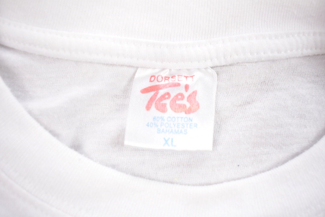Vintage 1990s Bahamas Seashells Beach Dorsett Tee's Souvenir T Shirt