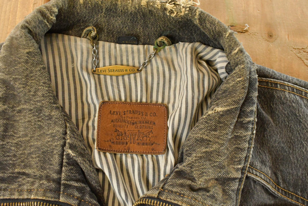 Vintage 1990s Levi's Distressed Denim Jean Jacket Men's Large / Vintage Denim / Streetwear / Trucker Jacket / Fall Jacket / Levi's Denim