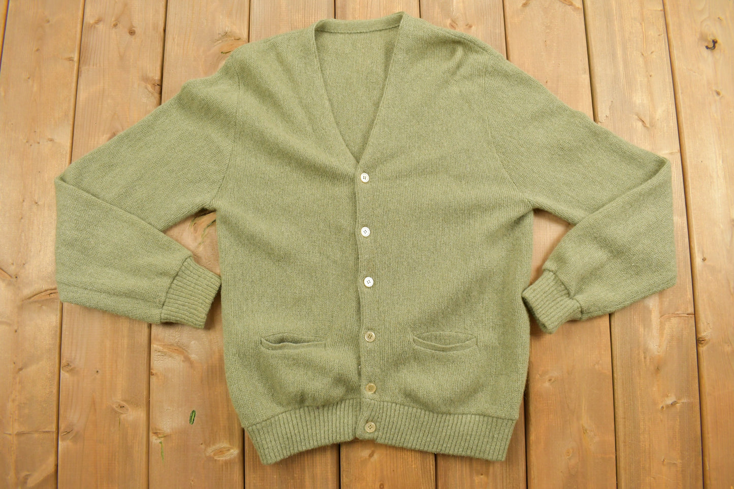 Vintage 1980s Knitted Cardigan Sweater / Vintage Cardigan / Button Up / Blank / V Neck / Cardigan / True Vintage