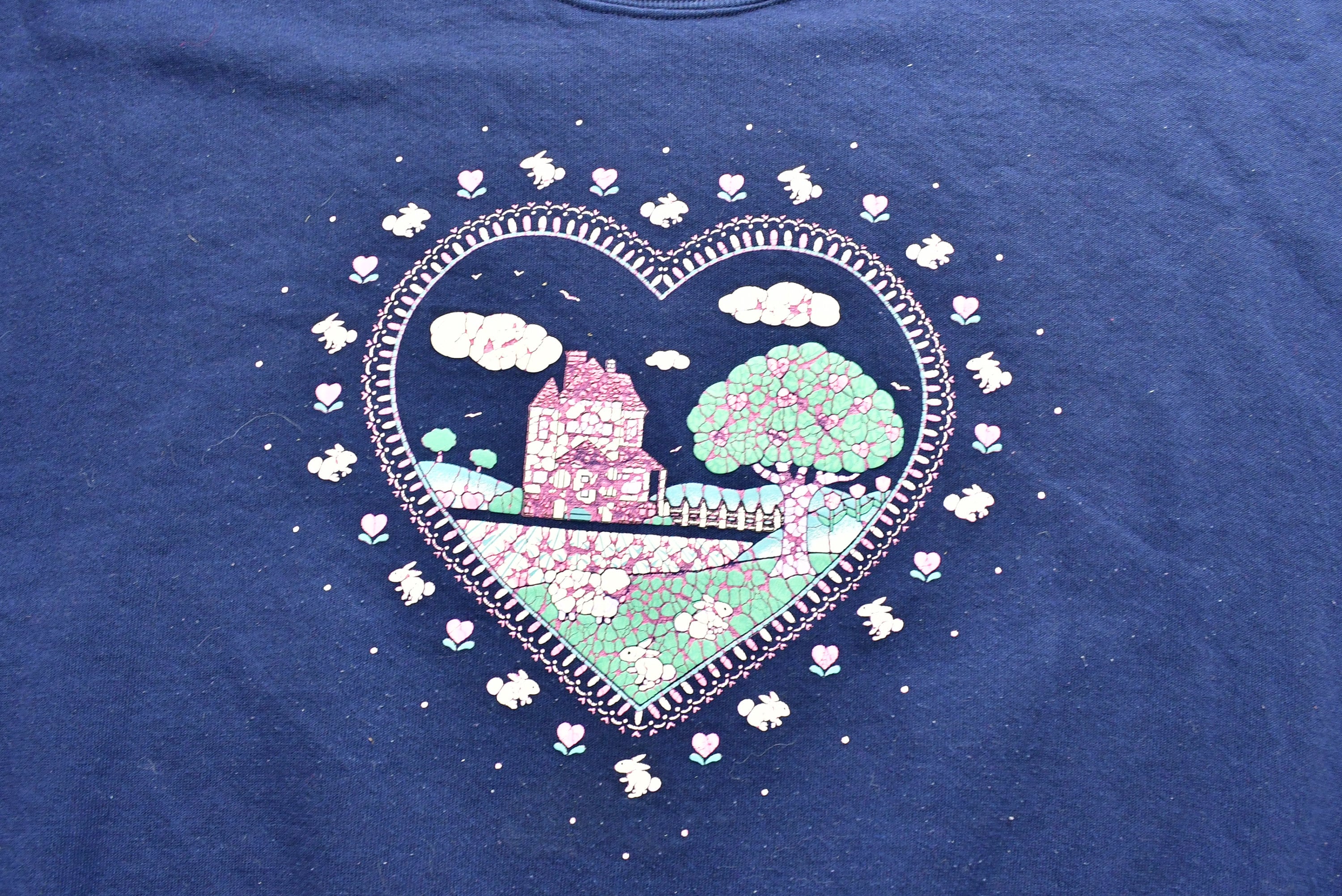 Vintage 90's Cute Heart Embroidered Crewneck