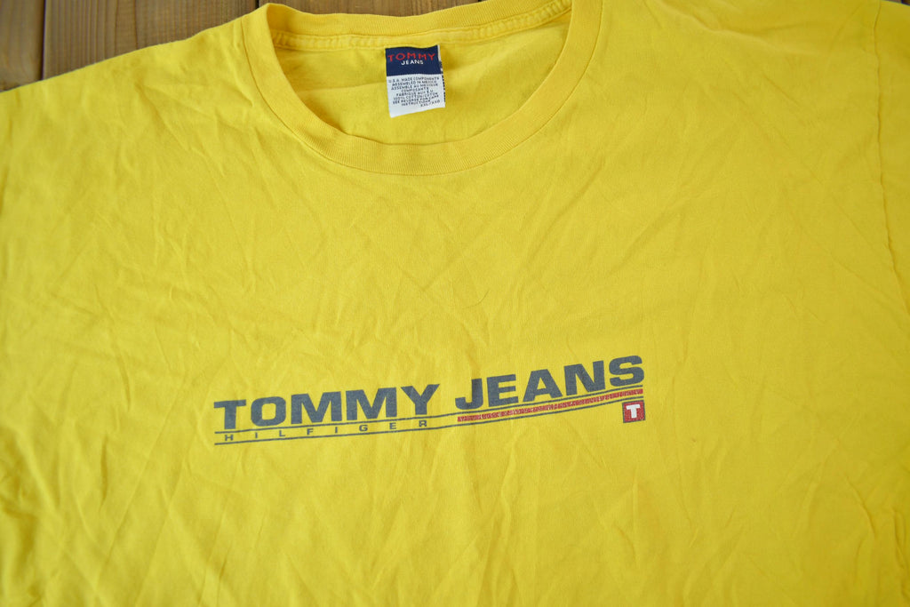 Vintage 1990s Tommy Hilfiger Tommy Jeans Graphic T Shirt
