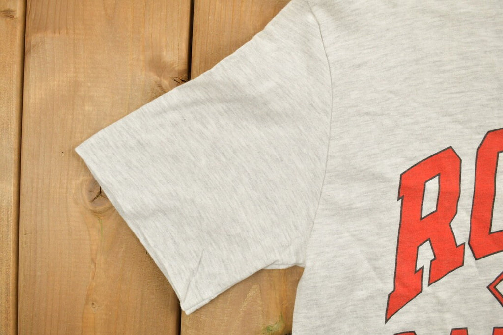 Vintage 1990s Roots Canada Graphic T-Shirt