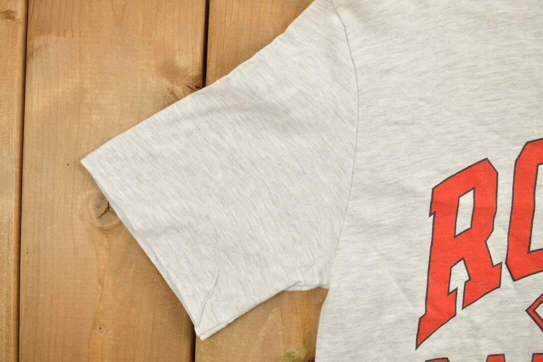 Vintage 1990s Roots Canada Graphic T-Shirt