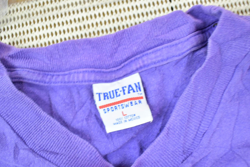 Vintage 1990s Minnesota Vikings NFL Graphic T-Shirt