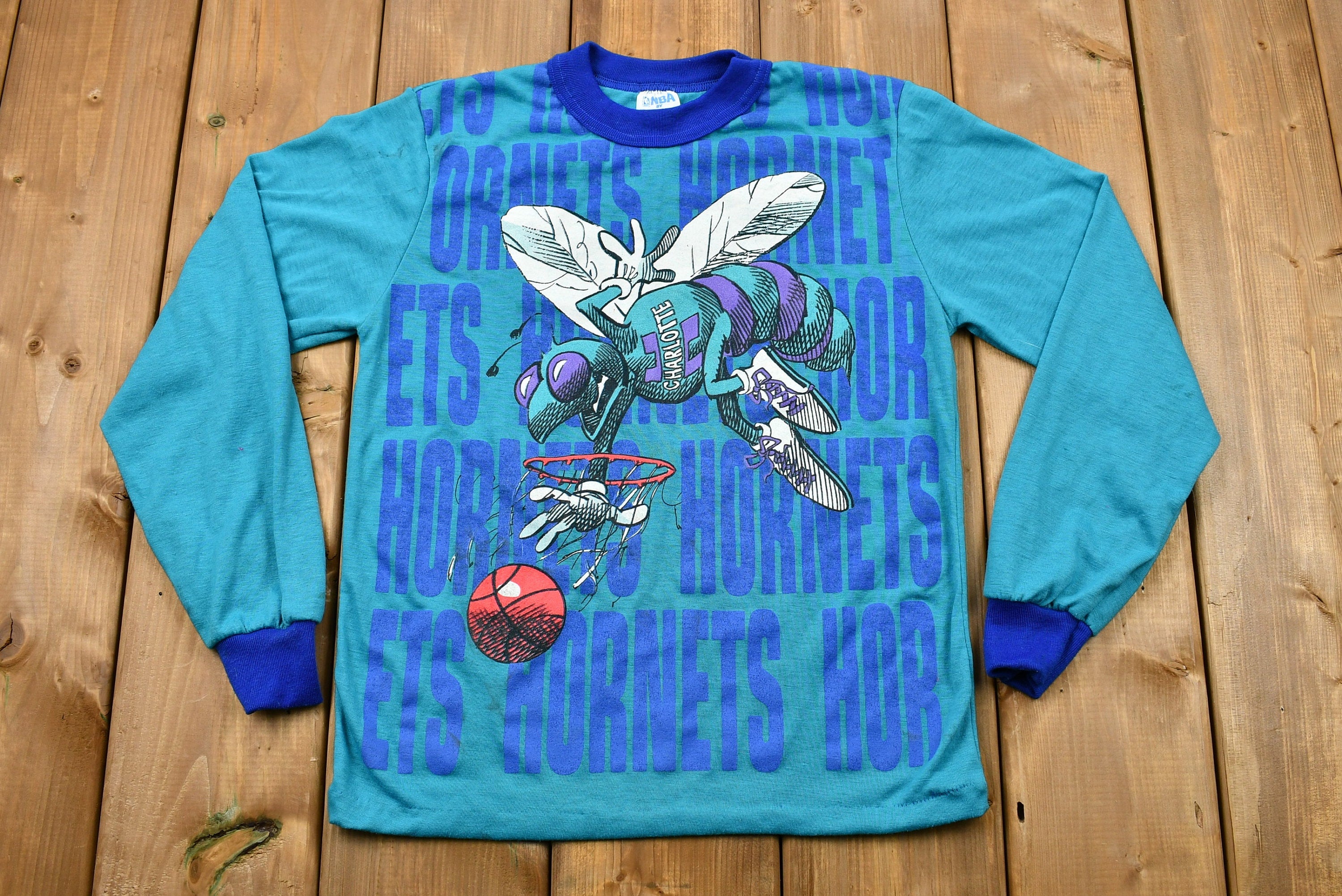 Vintage 1990s Charlotte Hornets Kid's Long Sleeve Graphic T-Shirt