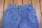Vintage 1990s Levi's Pleated Jeans White Tab Jeans Size 26 x 28