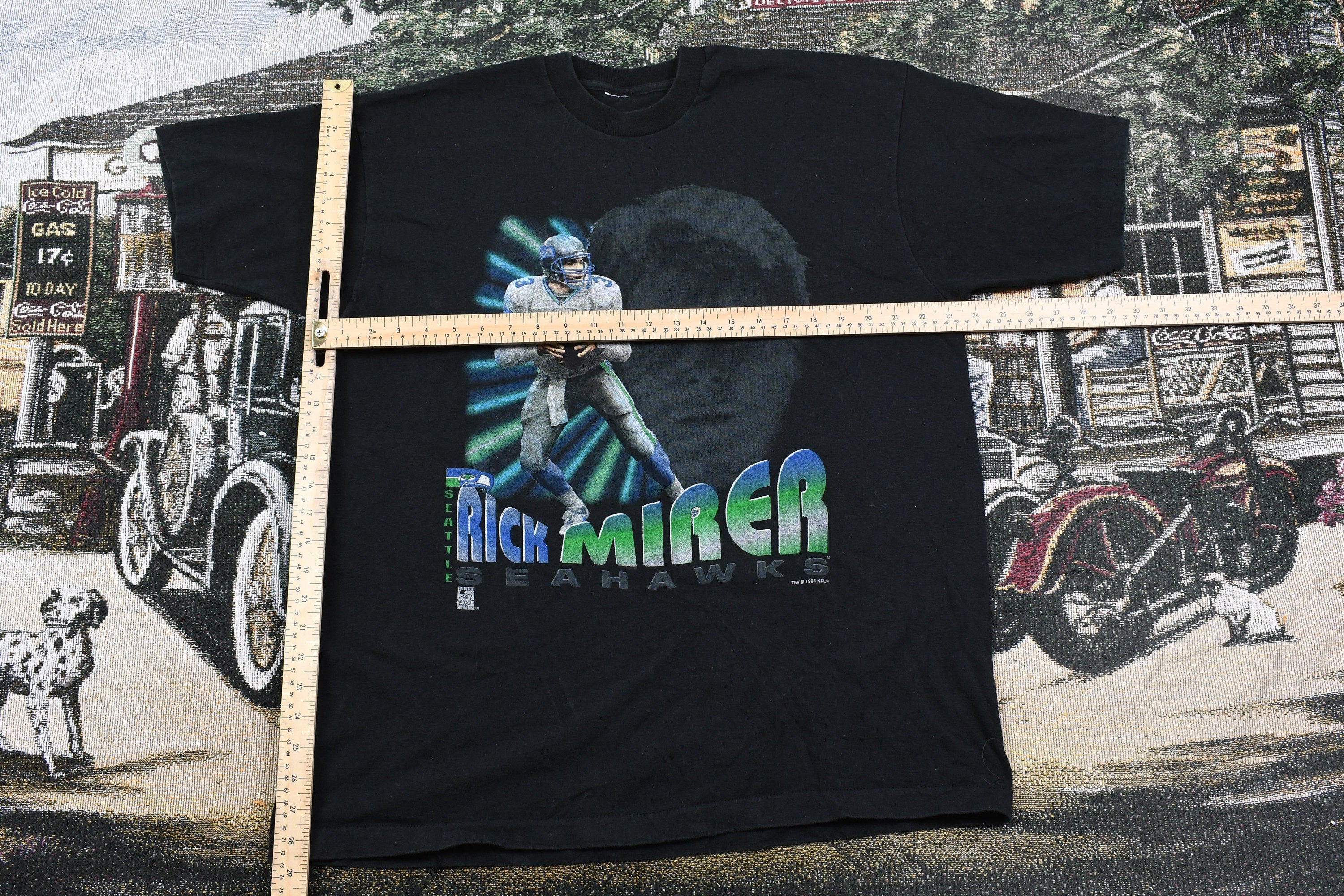 Vintage 1994 Seattle Seahawks NFL Rick Mirer Graphic T Shirt