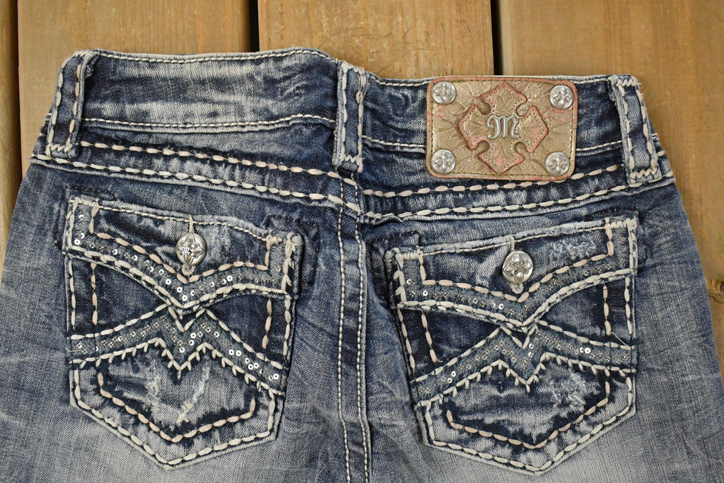 Vintage Deadstock Y2K Miss Me Bedazzled Low Rise Jeans Women's Size 26x31