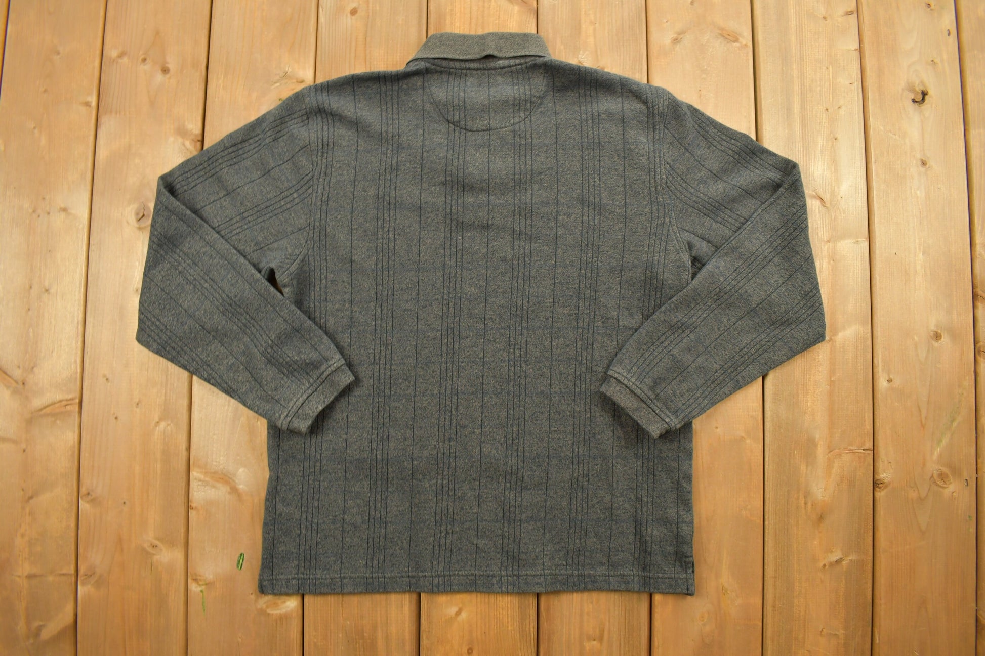 Vintage 1990s Arrow Striped Long Sleeve Button Up Shirt / Vintage Shirt / Streetwear / Striped Shirt / Button Up / Collared Shirt