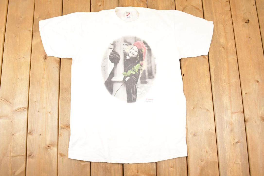 Vintage 1990s Kim Anderson Cute Photo Souvenir Travel T-Shirt Women's M