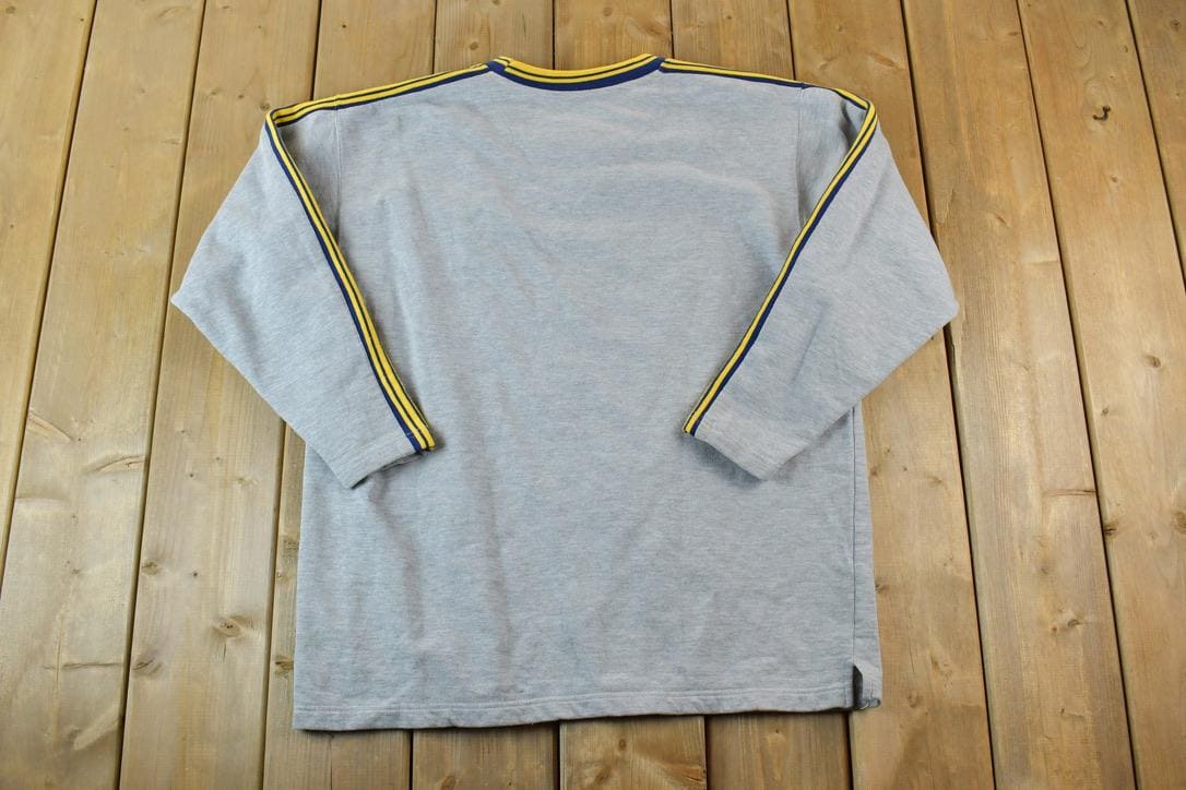 Vintage 1990s Michigan State University Basketball Collegiate Striped Sleeve Crew Neck