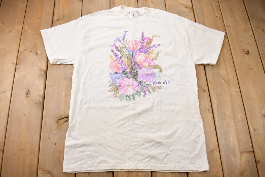 Vintage 1990s Cape Cod Flowers Souvenir T Shirt